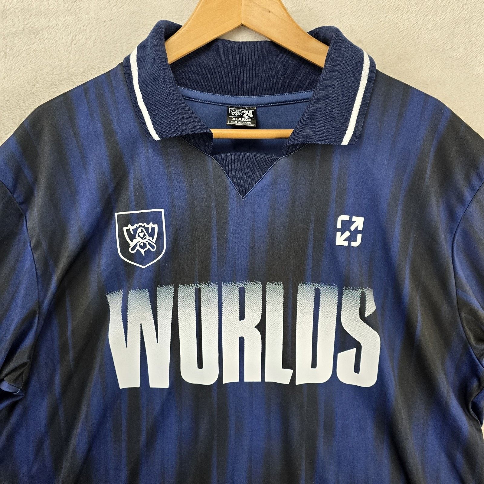 Other Riot Games Worlds Soccer Jersey Mens XL Gaming LOL Esports Size US XL / EU 56 / 4 - 2 Thumbnail