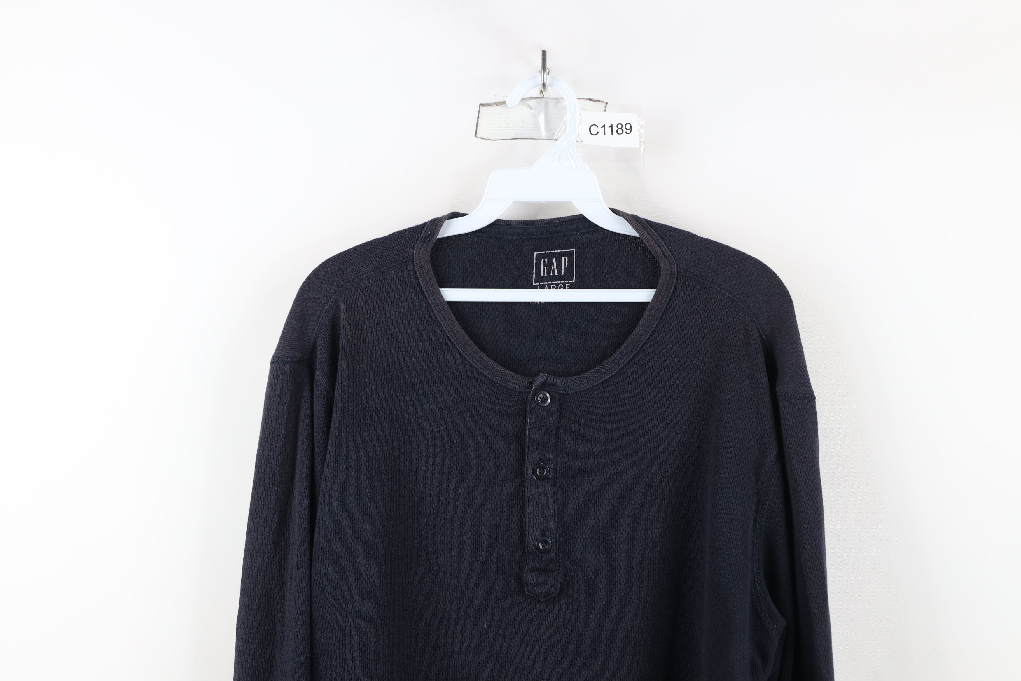 Gap × Vintage Vintage Gap Thermal Waffle Knit Long Sleeve Henley T-Shirt Size US L / EU 52-54 / 3 - 2 Thumbnail