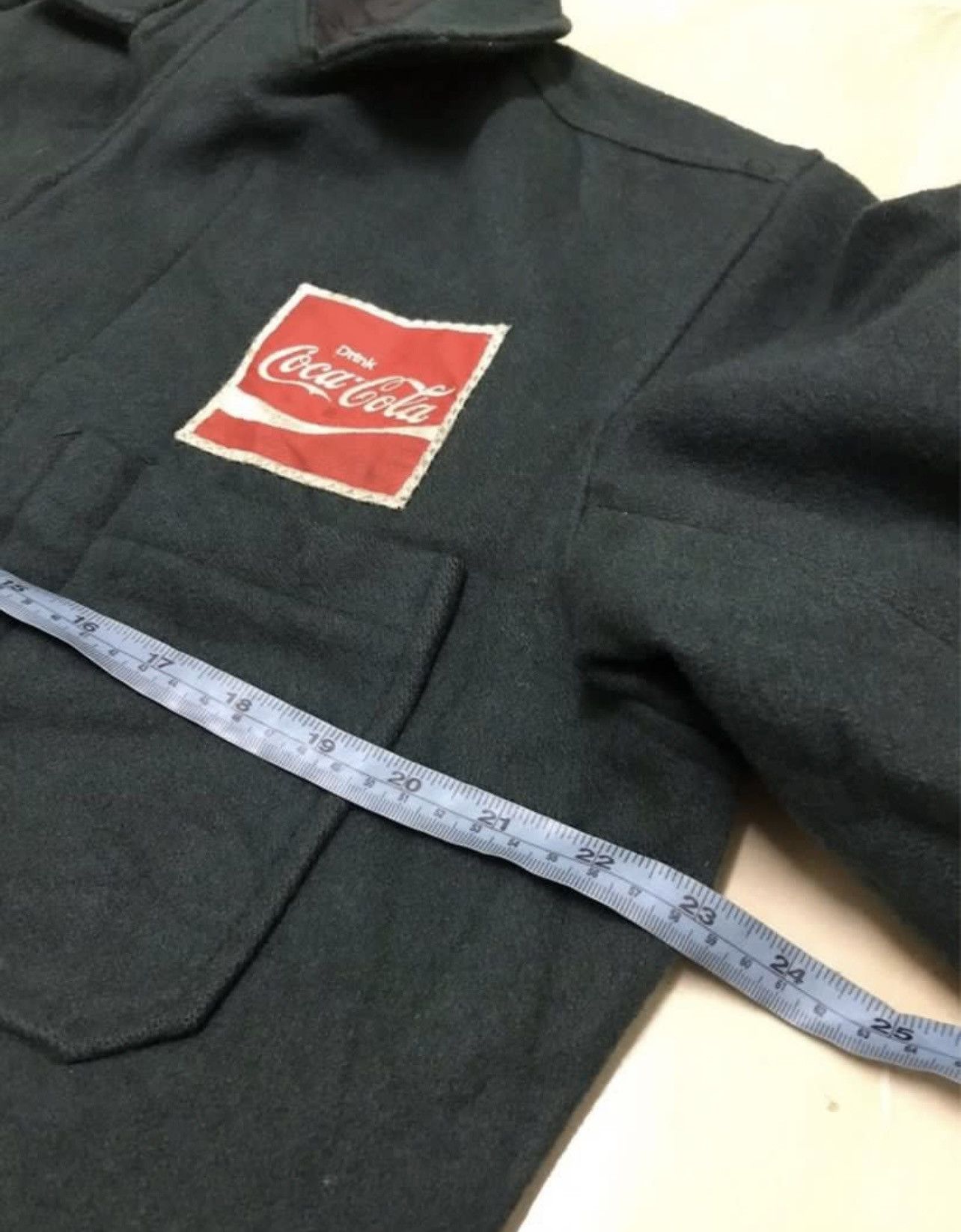 Coca Cola Jacket Coca Cola Vintage Size US L / EU 52-54 / 3 - 6 Thumbnail
