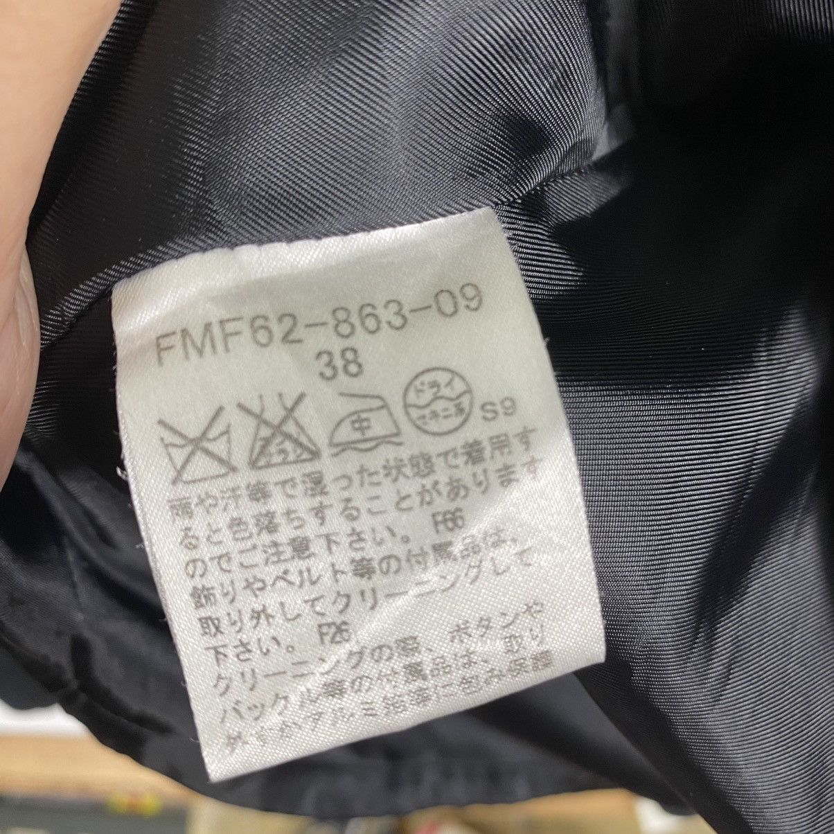 Burberry Burberry Blue Label Dress Wool Button Size 38 Black Color Size XS / US 0-2 / IT 36-38 - 9 Thumbnail