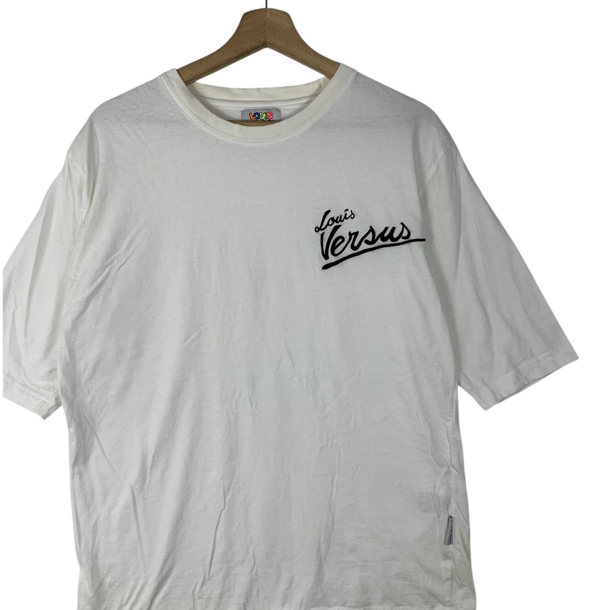 Vintage Vintage LOUIS VERSUS ITALY Embroidered Logo Baggy Tee Shirt Size M / US 6-8 / IT 42-44 - 3 Thumbnail