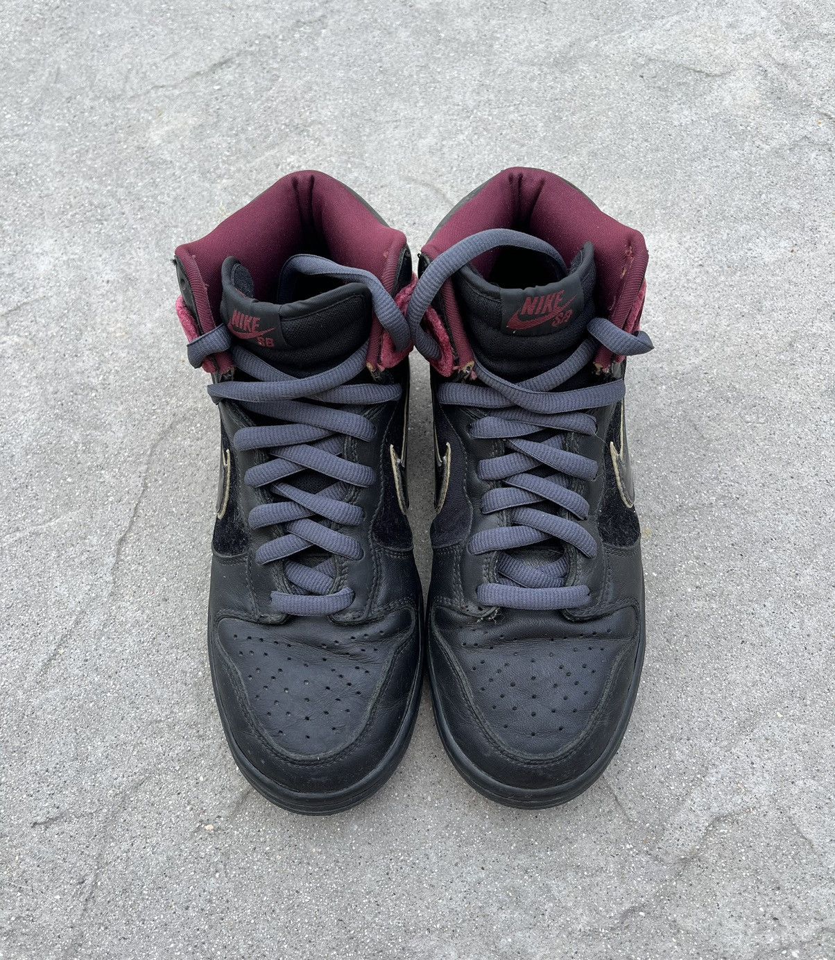 Nike NIKE SB DUNK HIGH BLOODY SUNDAY Size US 8 / EU 41 - 3 Thumbnail