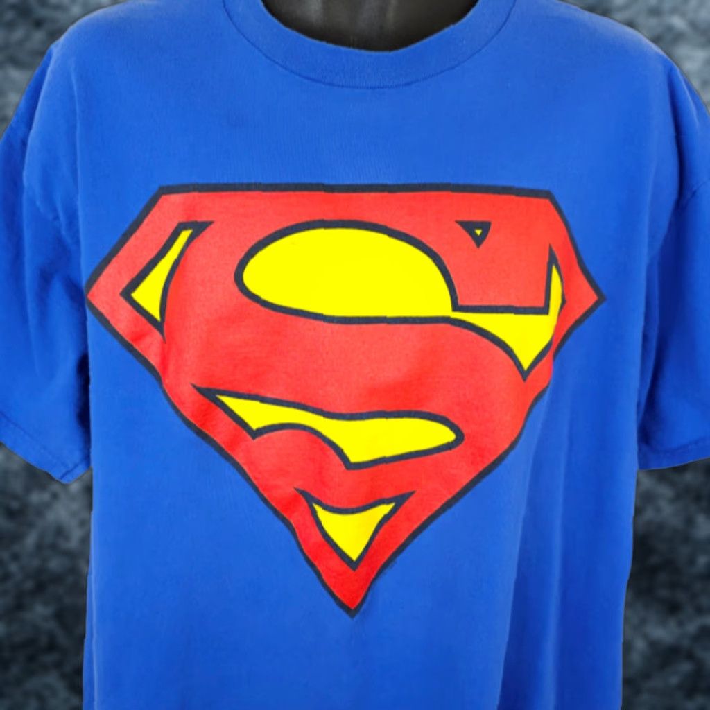 Vintage VINTAGE Superman T Shirt Mens XL Blue Y2K DC Comics Superhero Clark Kent jeans? Size US XL / EU 56 / 4 - 1 Thumbnail