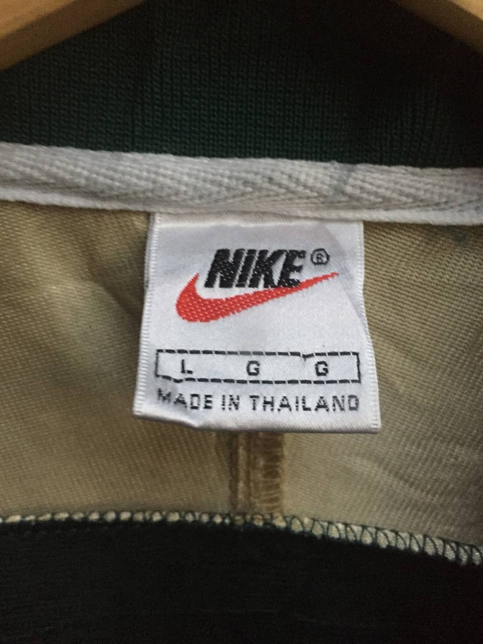 Nike Archive Vtg NIKE 90s BASKETBALL fullzip collor block big log Size US L / EU 52-54 / 3 - 4 Thumbnail