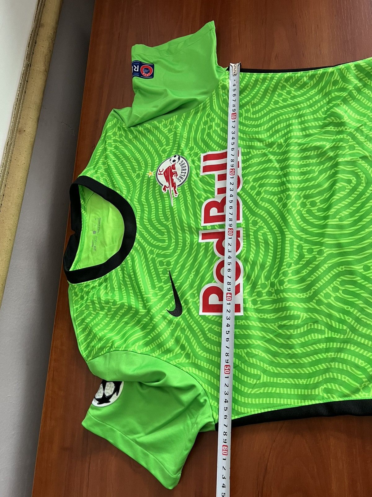 Nike 2021/22 SALZBURG #33 WALKE PLAYER ISSUED MATCH WORN JERSEY Size US XL / EU 56 / 4 - 20 Thumbnail