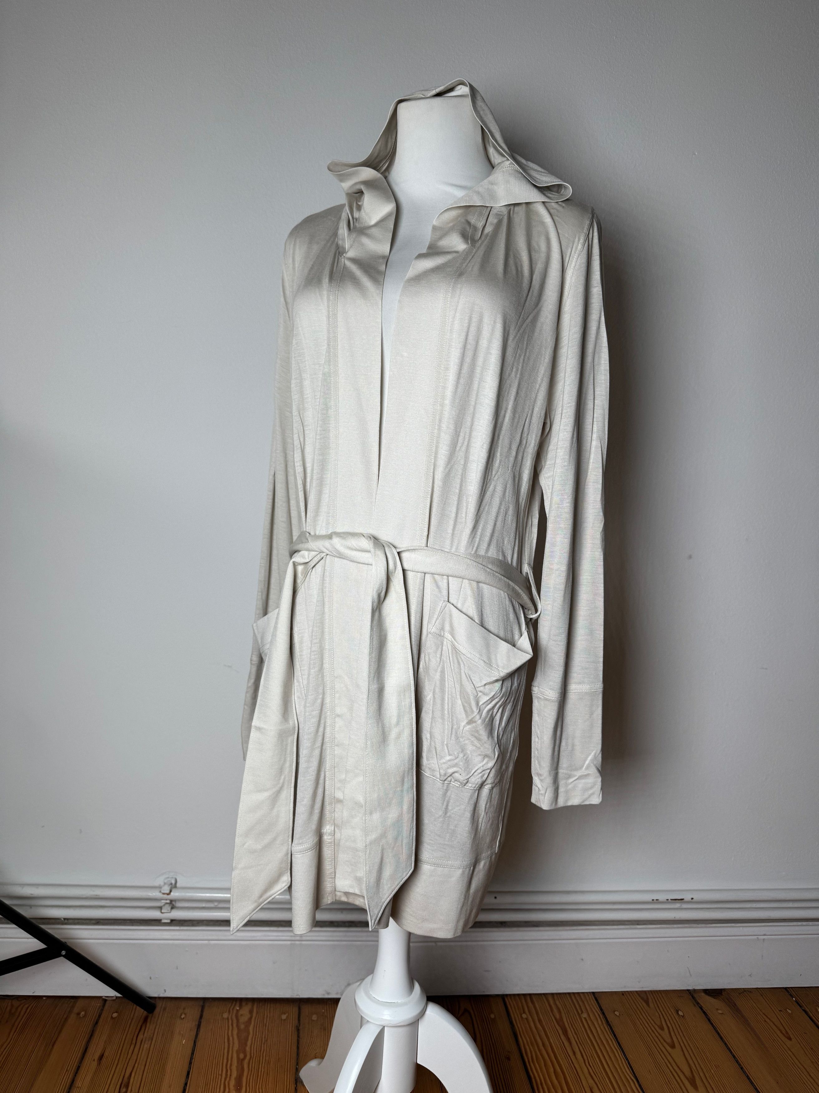 Courreges Vintage Coat White M Size M / US 6-8 / IT 42-44 - 1 Thumbnail