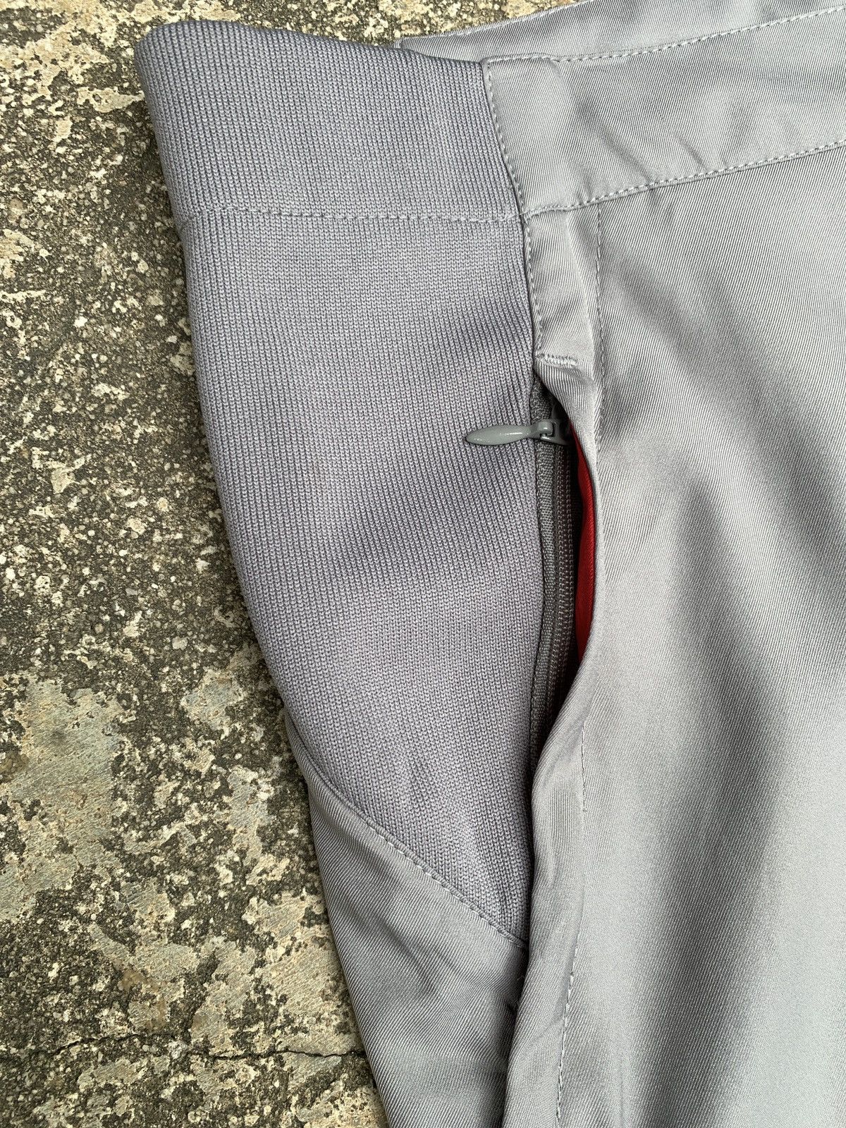 Umbro Umbro England for National Grey Tonal Embroidery Nylon Pants Size US 34 / EU 50 - 5 Thumbnail
