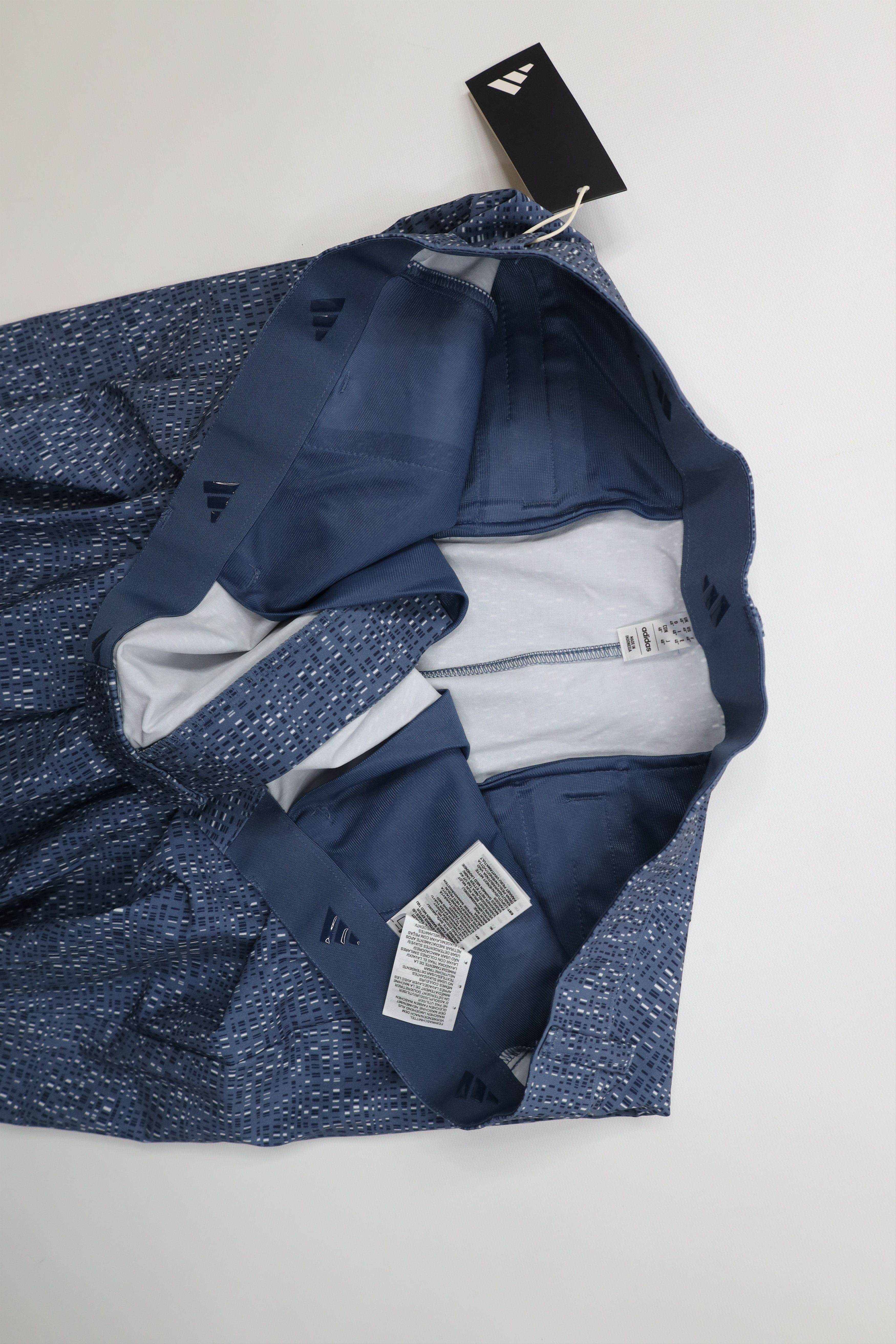 Adidas Deadstock Vintage Y2K Adidas Golf Geometric Golfing Shorts Size US 40 / EU 56 - 7 Thumbnail