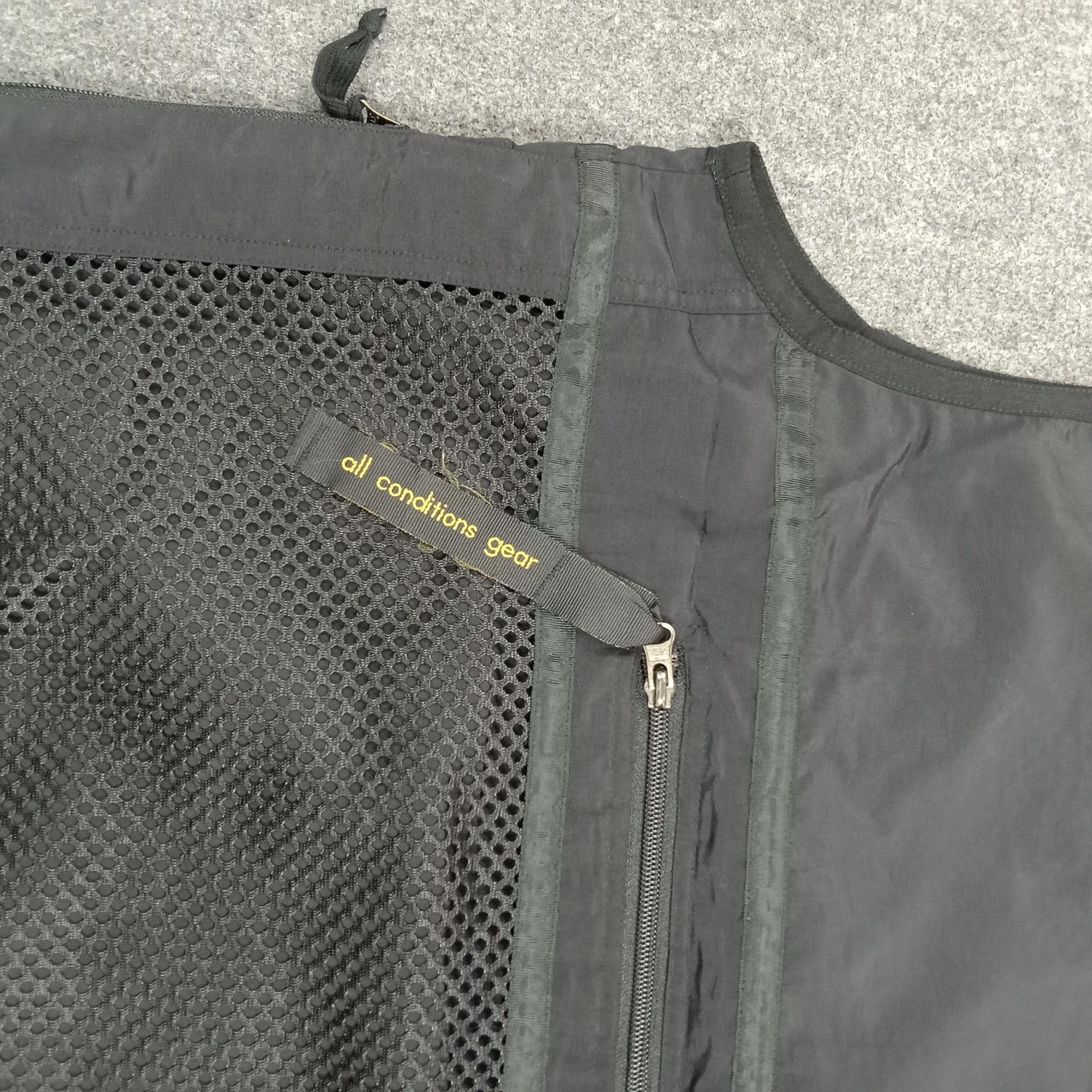 Nike ACG Nike ACG American Outdoor Windbreaker Vests C294N33 Size US L / EU 52-54 / 3 - 6 Thumbnail