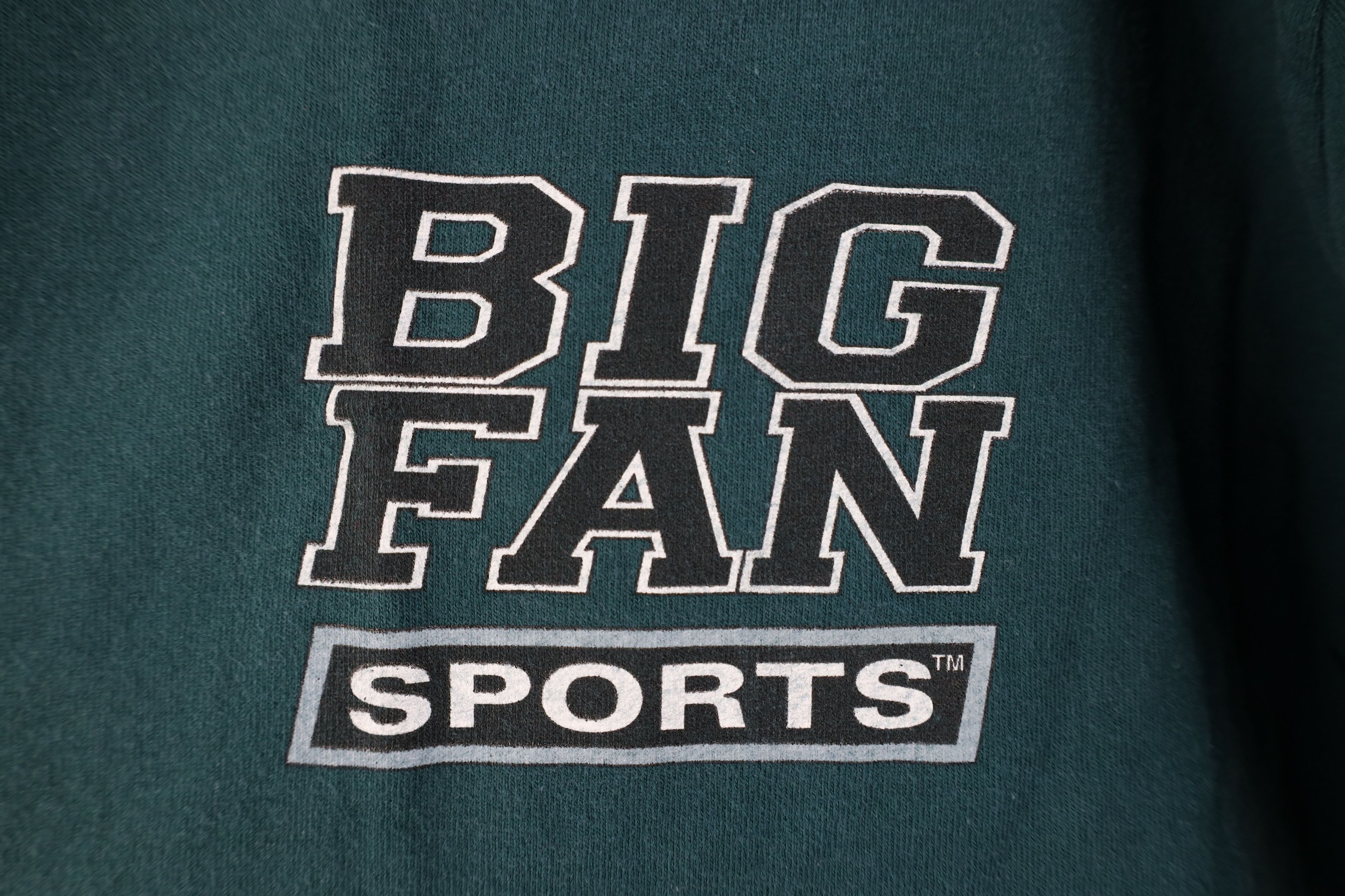 Vintage Vintage 90s Streetwear Big Sports Fan Short Sleeve T-Shirt Size US L / EU 52-54 / 3 - 4 Thumbnail