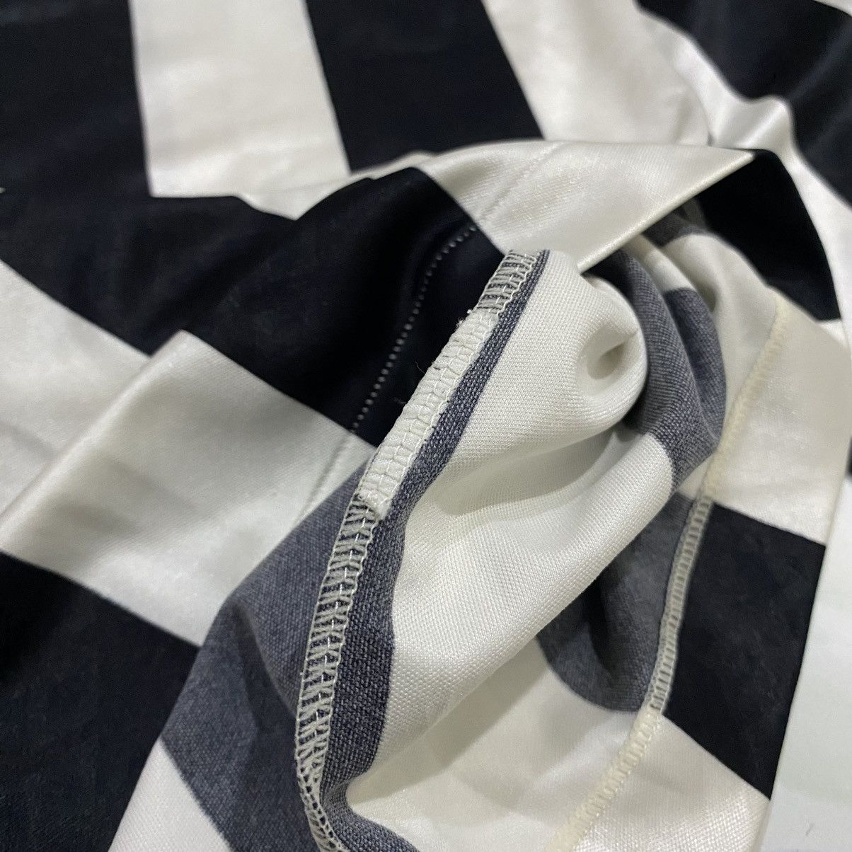 Vintage Vintage Template Juventus FC 89/90 Home Longsleeve Jersey Size US S / EU 44-46 / 1 - 11 Thumbnail