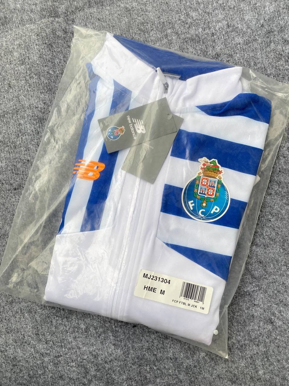 New Balance Kurtka New Balance FC Porto Match Jacket size M Size US M / EU 48-50 / 2 - 12 Thumbnail