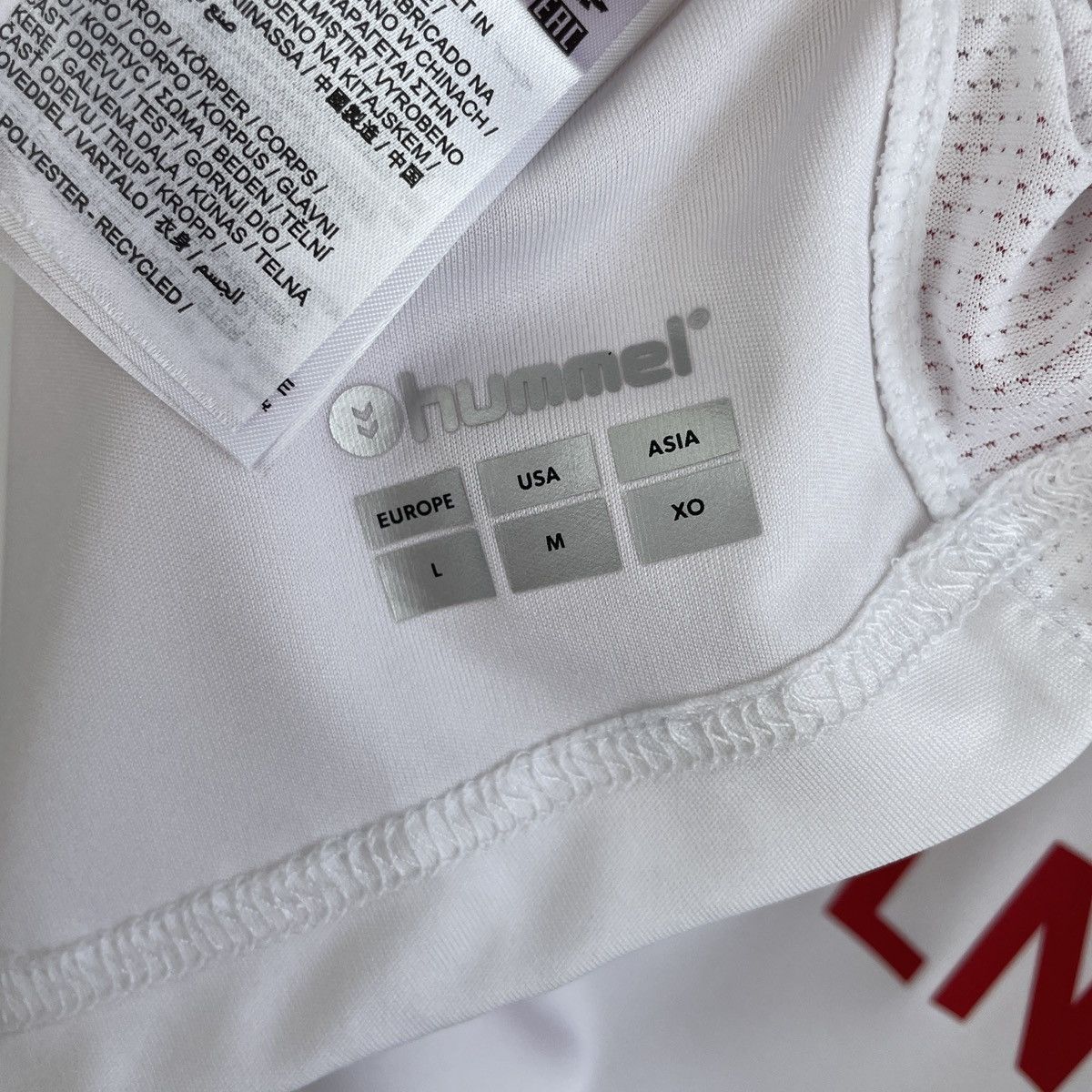 Hummel 1. FC Koln x Hummel Damion Downs Home Jersey 2022/2023 M-L Size US M / EU 48-50 / 2 - 10 Thumbnail