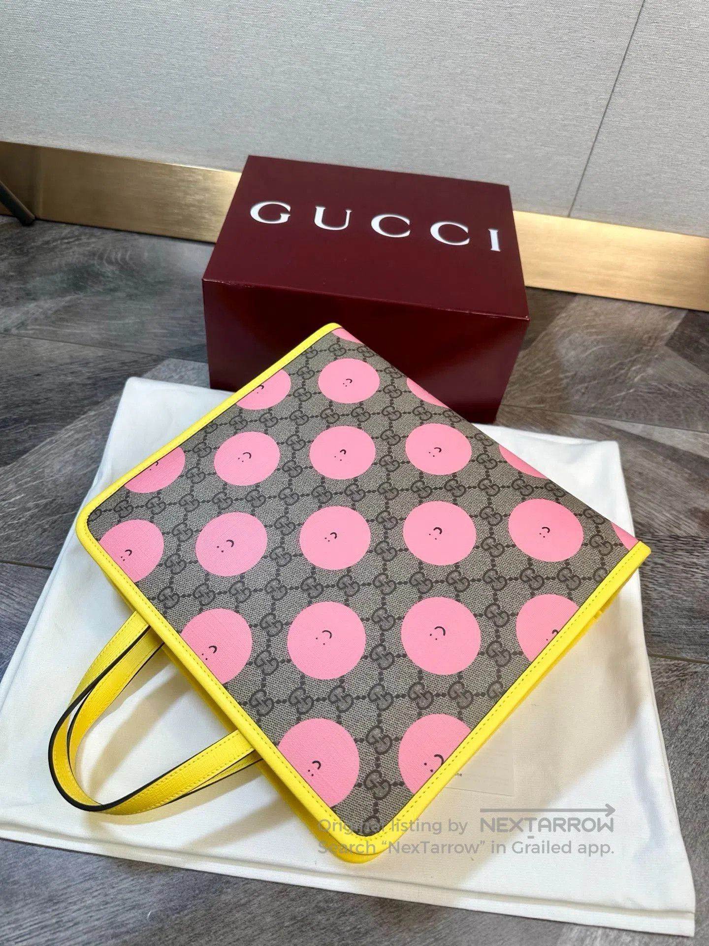Gucci Gucci Kids Tote Smiley Sun Logo. Size ONE SIZE - 2 Thumbnail