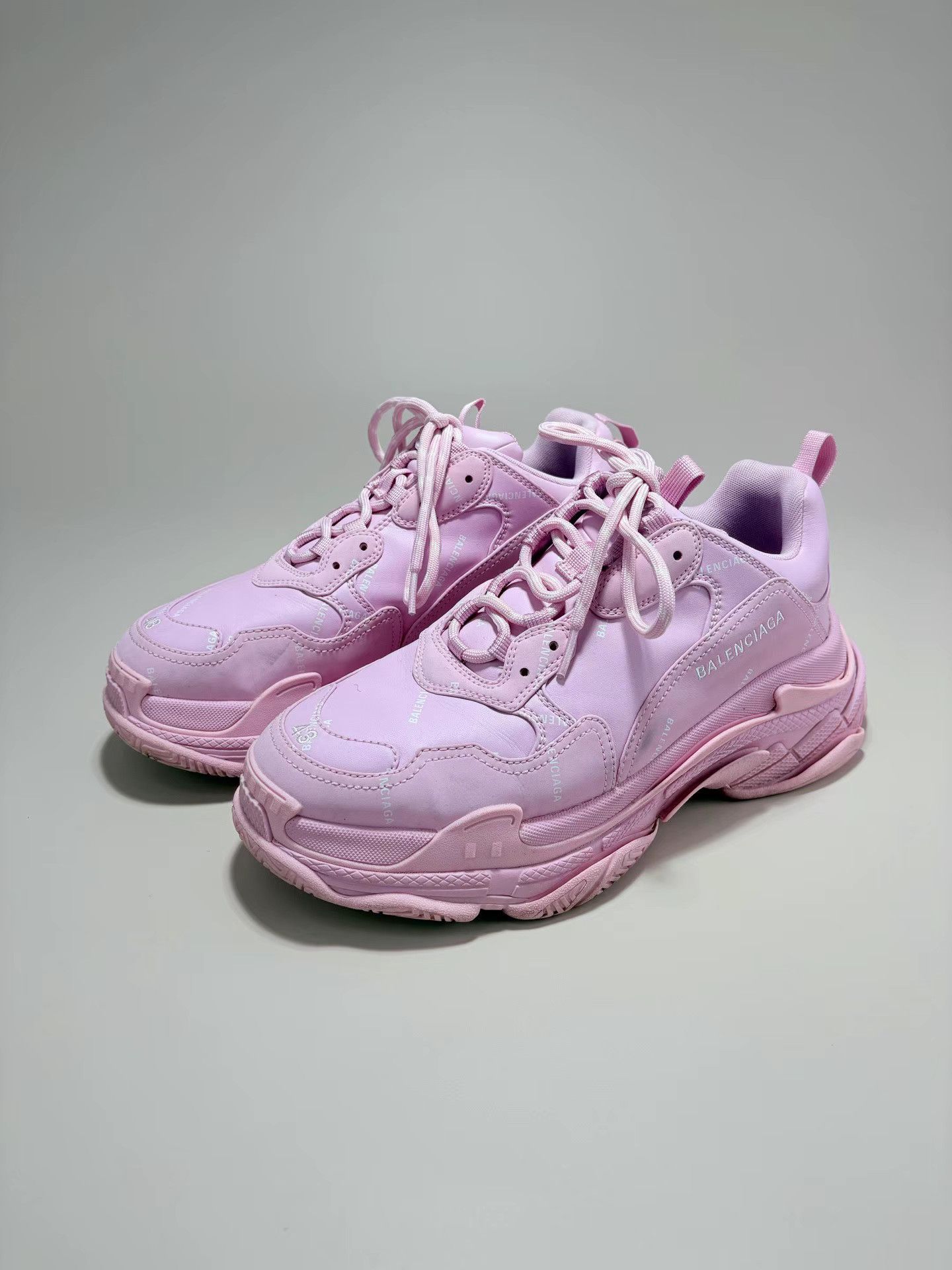 Balenciaga BALENCIAGA TRIPLE S Pink Logo Print Dad Sneakers K1 Size US 10 / EU 43 - 1 Thumbnail