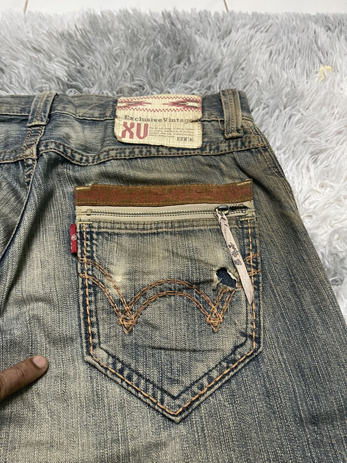 Edwin VINTAGE EDWIN EXCLUSIVE VINTAGE RARE DISTRESSED Size US 33 - 15 Thumbnail