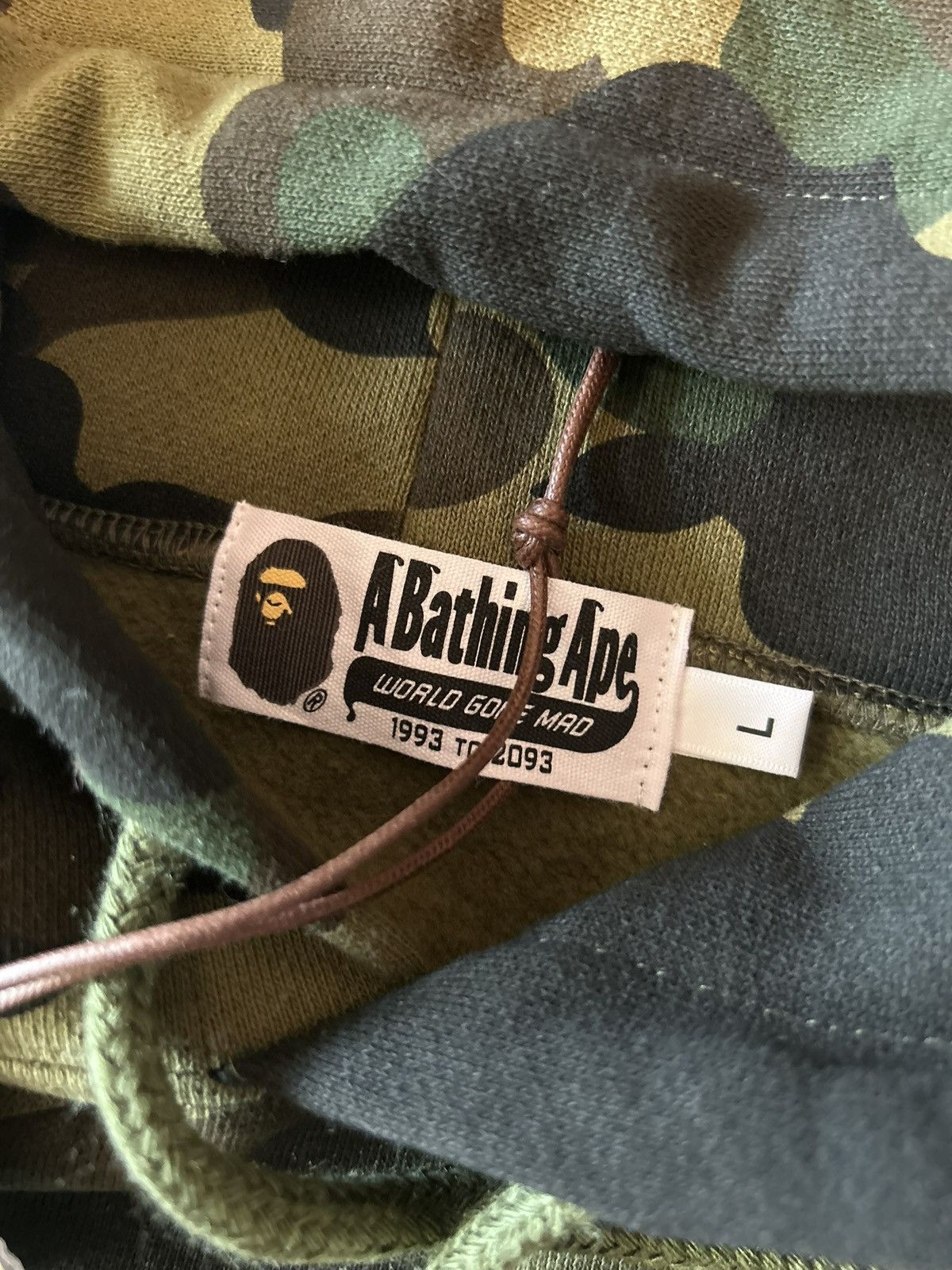 Bape NEW Bape Green Camo 1st Camo Pullover Hoodie Size US L / EU 52-54 / 3 - 10 Thumbnail