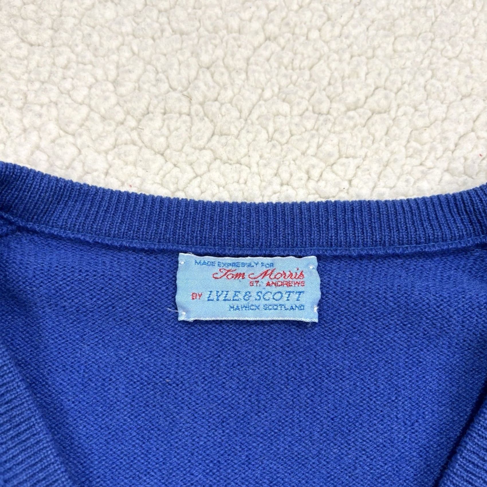 Lyle & Scott VINTAGE Lyle & Scott Golf Wool Sweater St Andrews Scotland V Neck XL/2XL Blue Embroidered Logo Mens Pullover Size US XL / EU 56 / 4 - 2 Thumbnail
