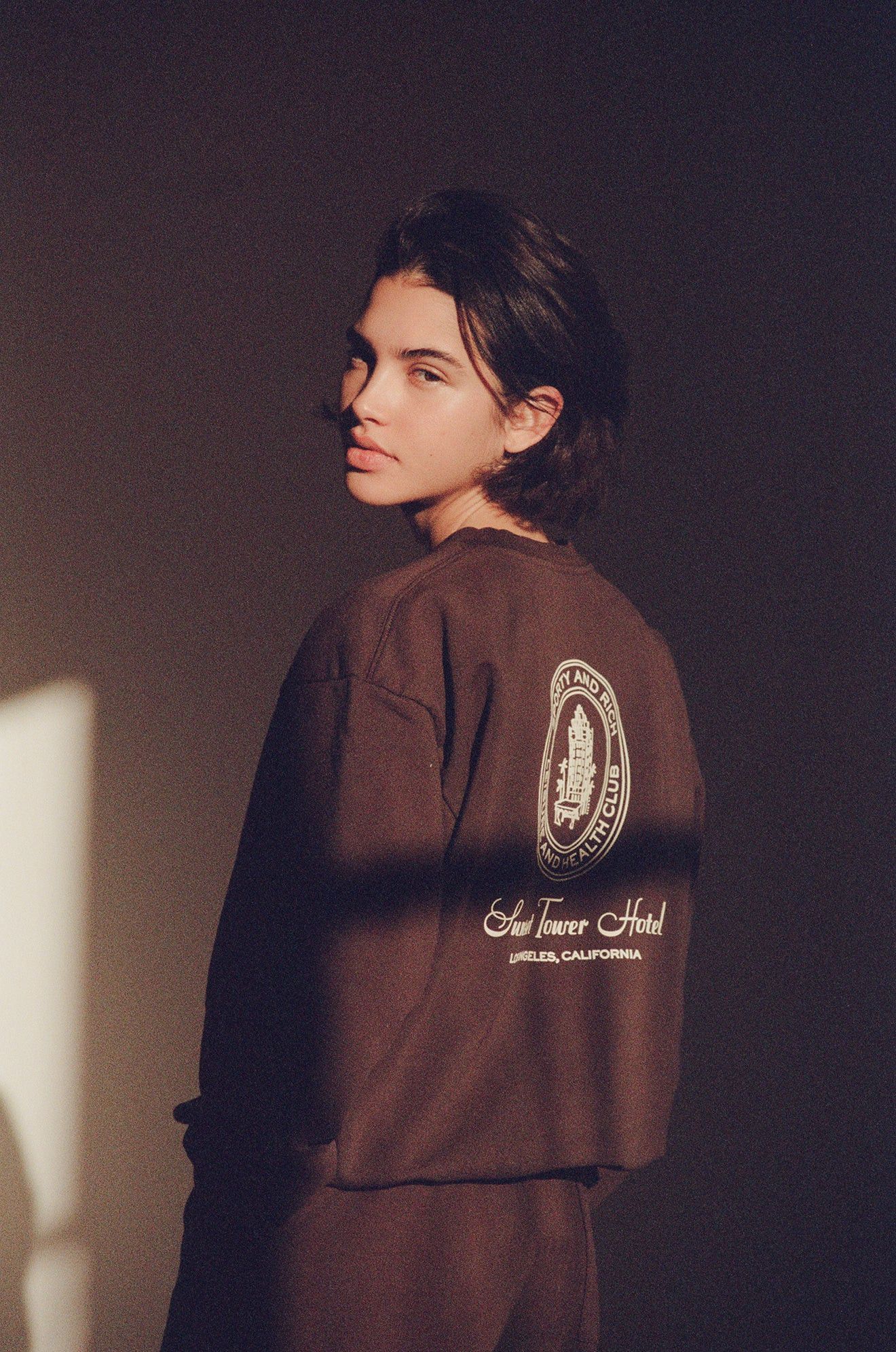 Sporty & Rich Sporty & Rich Chocolate Crewneck Large Retail $165 Size US L / EU 52-54 / 3 - 7 Thumbnail
