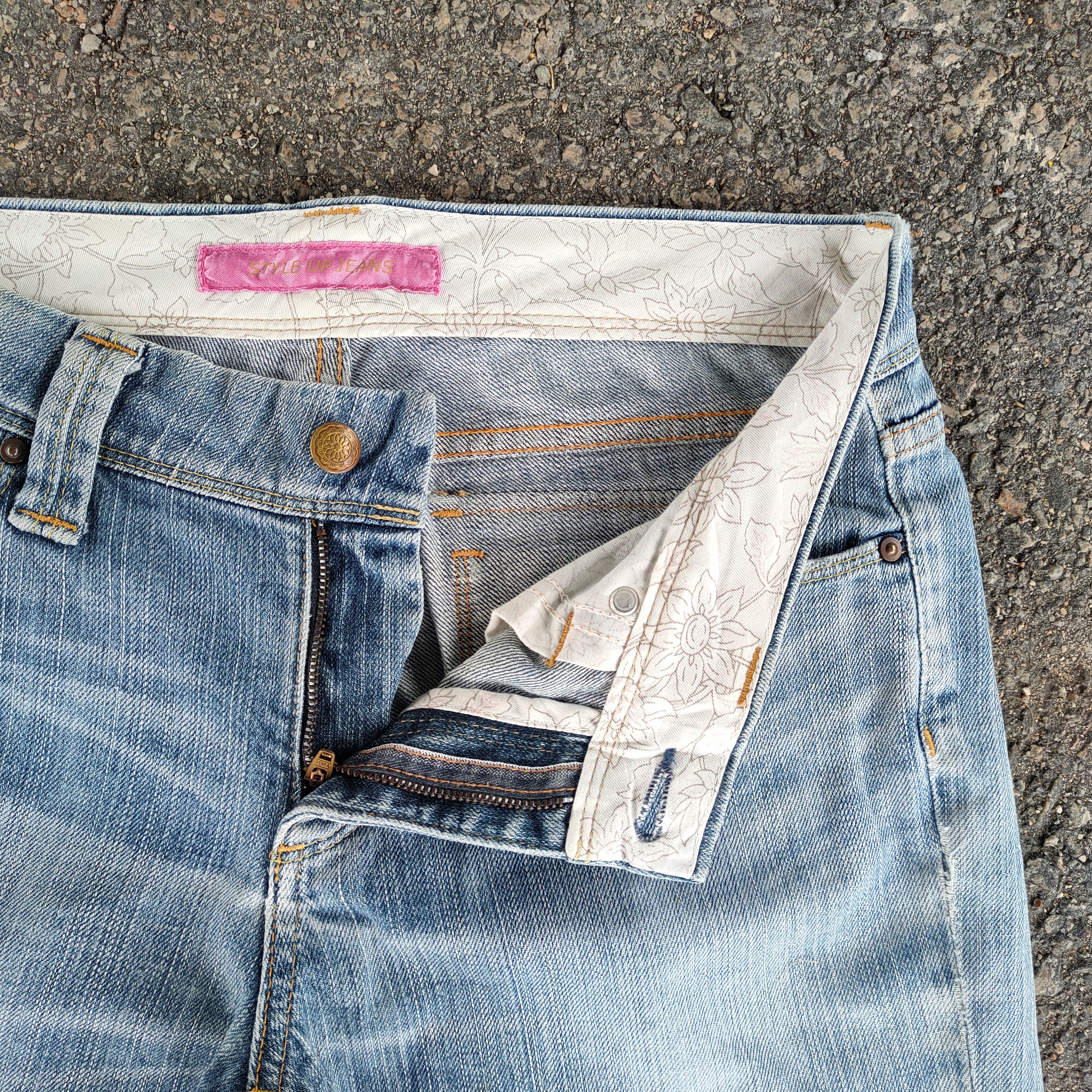 Japanese Brand FLARE VINTAGE STYLE UP BOOTCUT FADED JEANS DENIM PANTS Size US 32 / EU 48 - 3 Thumbnail