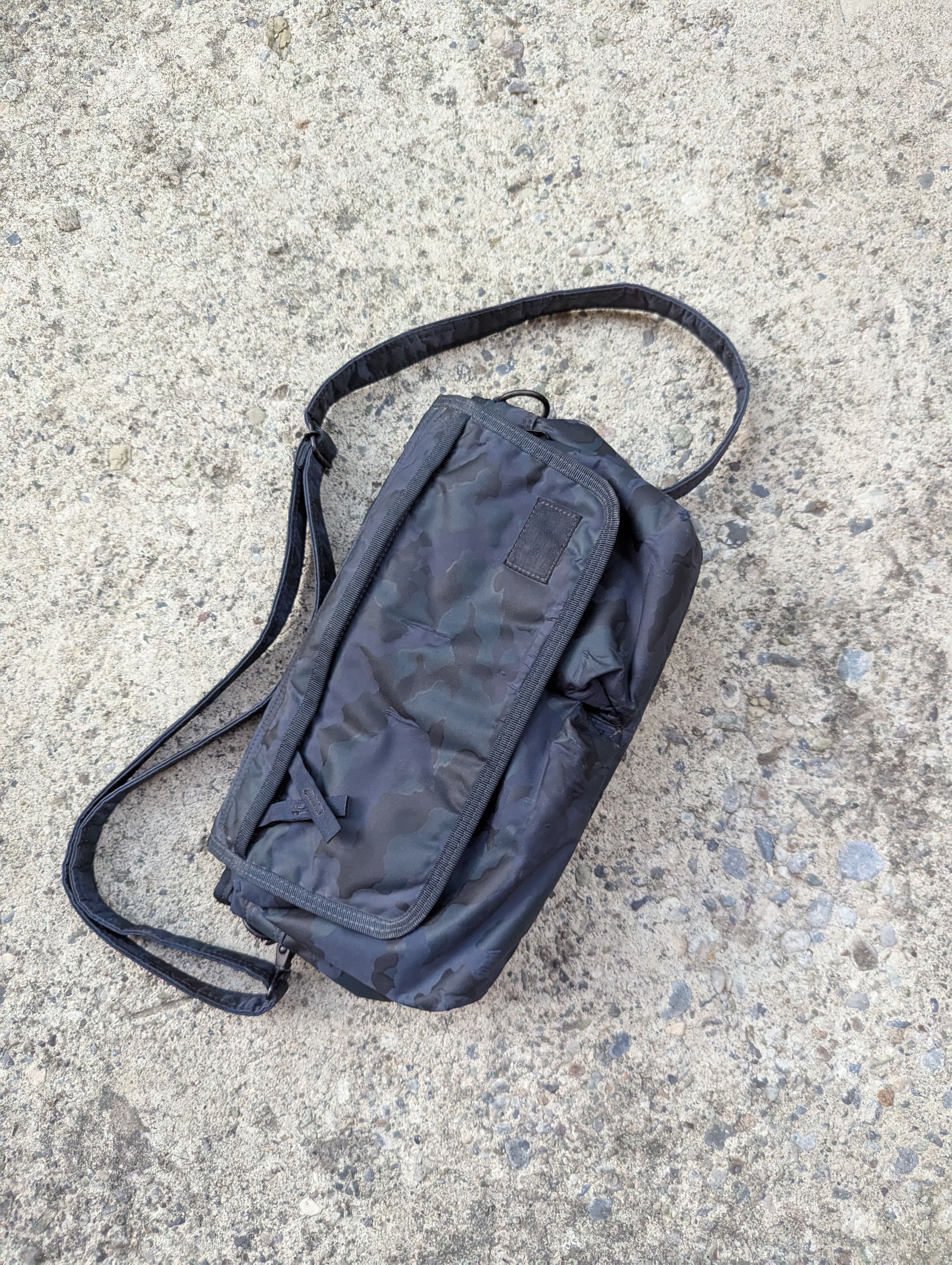 Head Porter × Porter Head Porter Blue Camou Sling Shoulder Bag Size ONE SIZE - 16 Thumbnail