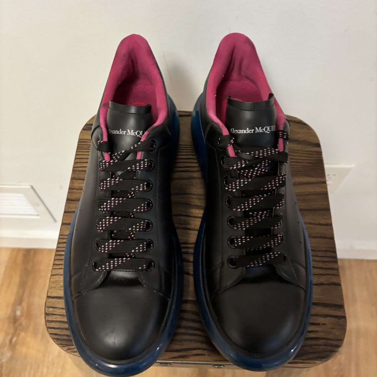 Alexander McQueen Alexander mcqueen black aruba size 45 Size US 12 / EU 45 - 4 Thumbnail