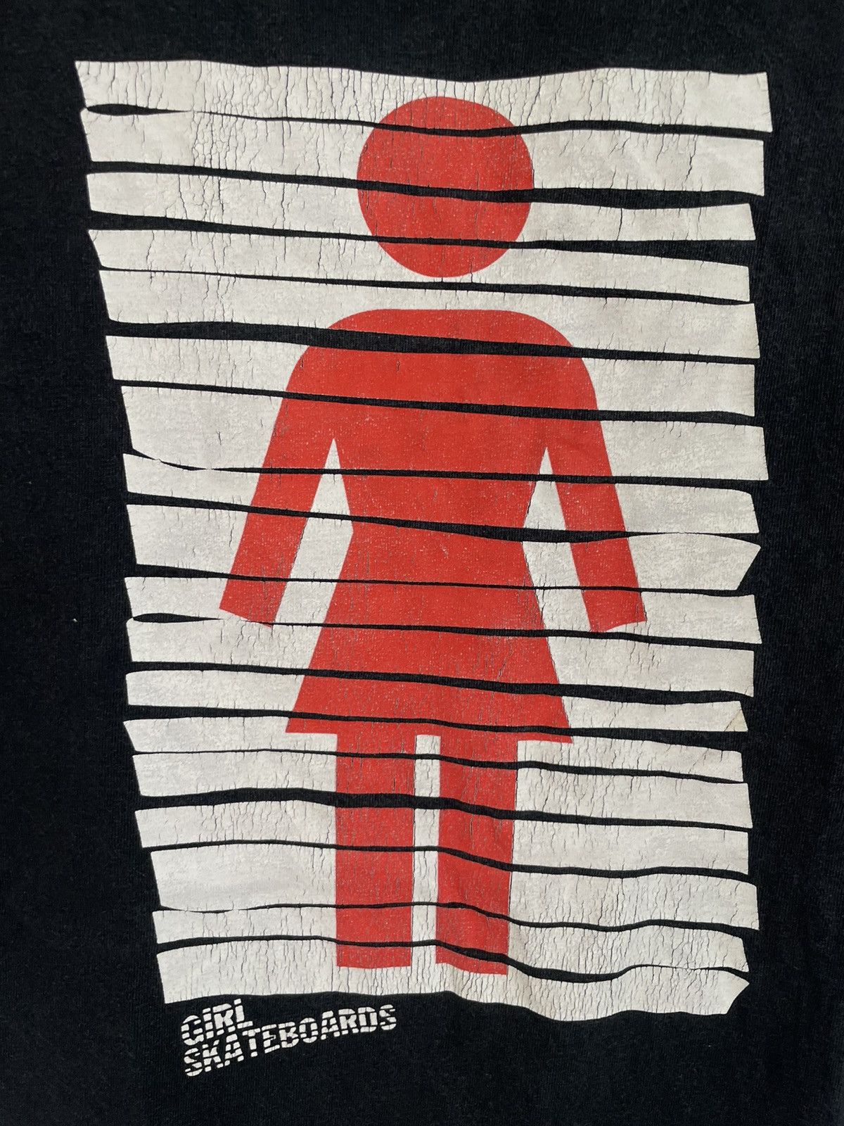 Girl Skateboards Vintage Y2K Girl Skateboards t shirt Size US M / EU 48-50 / 2 - 4 Thumbnail
