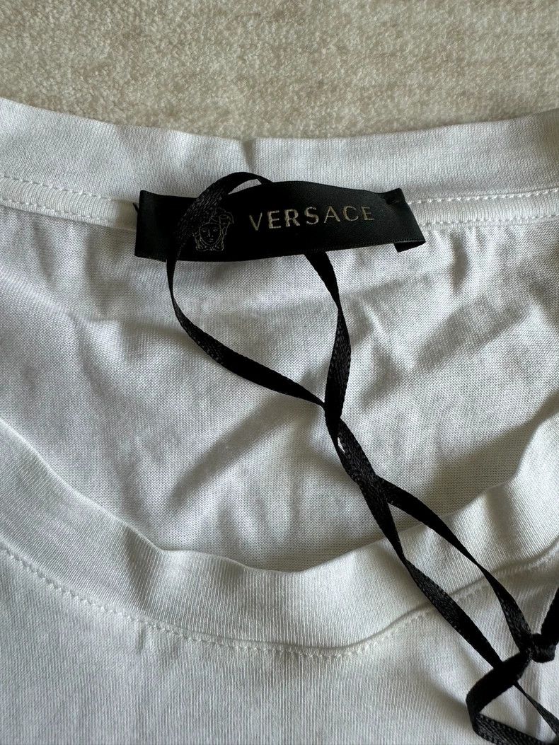 Versace Crystal Graphic T-Shirt for Men-dmc