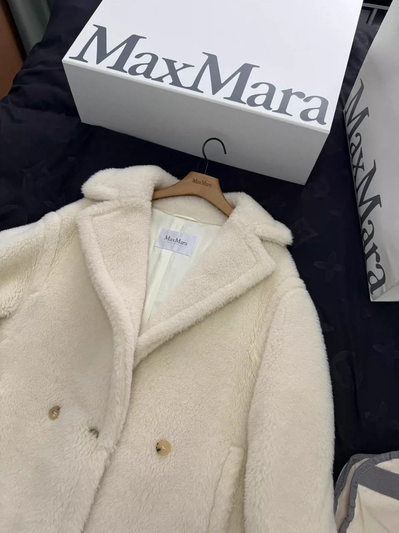 Max Mara max mara Teddy bear alpaca fur coat Size M / US 6-8 / IT 42-44 - 4 Thumbnail
