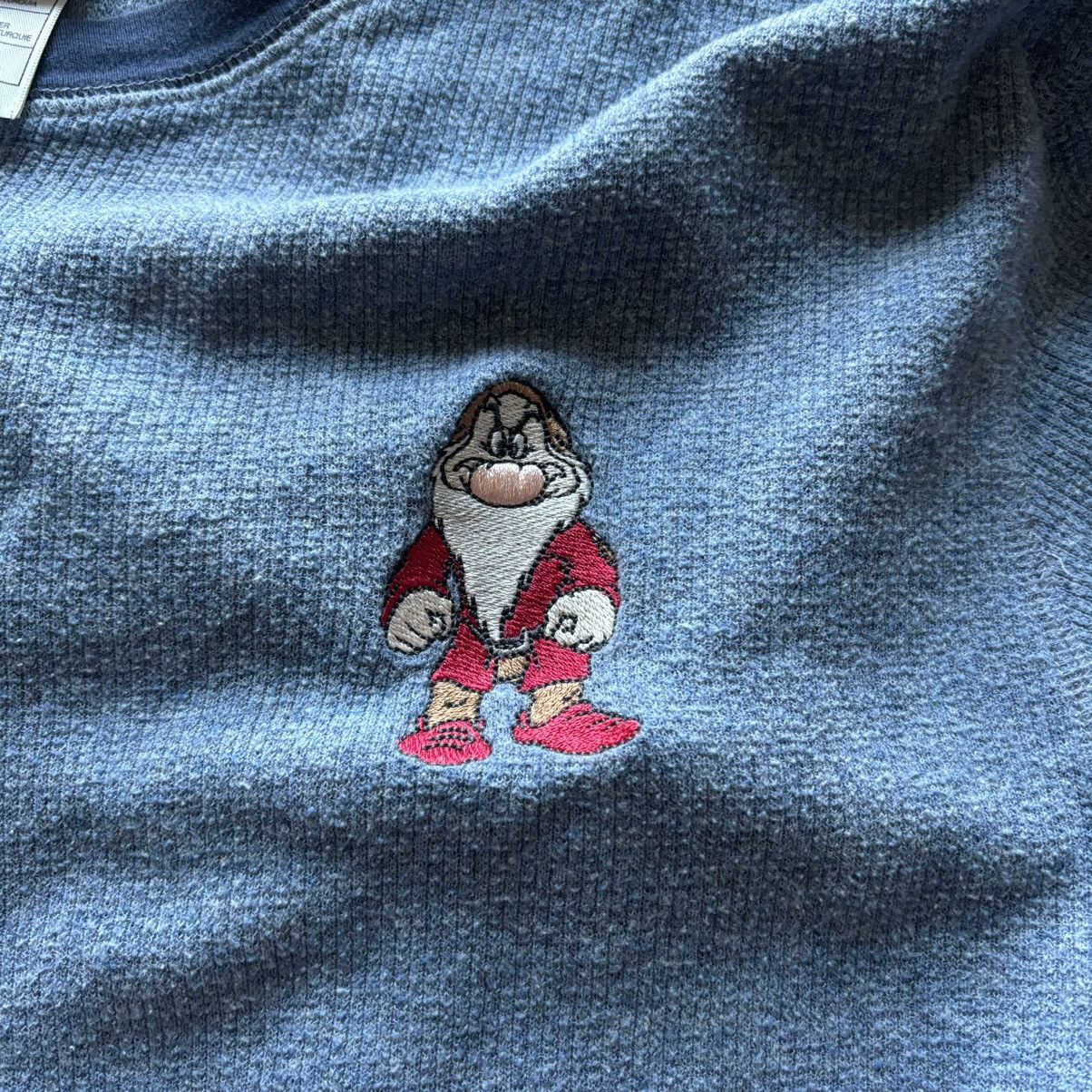 Disney Vintage blue waffleknit grumpy dwarf embroidered long sleeve Size US L / EU 52-54 / 3 - 2 Thumbnail