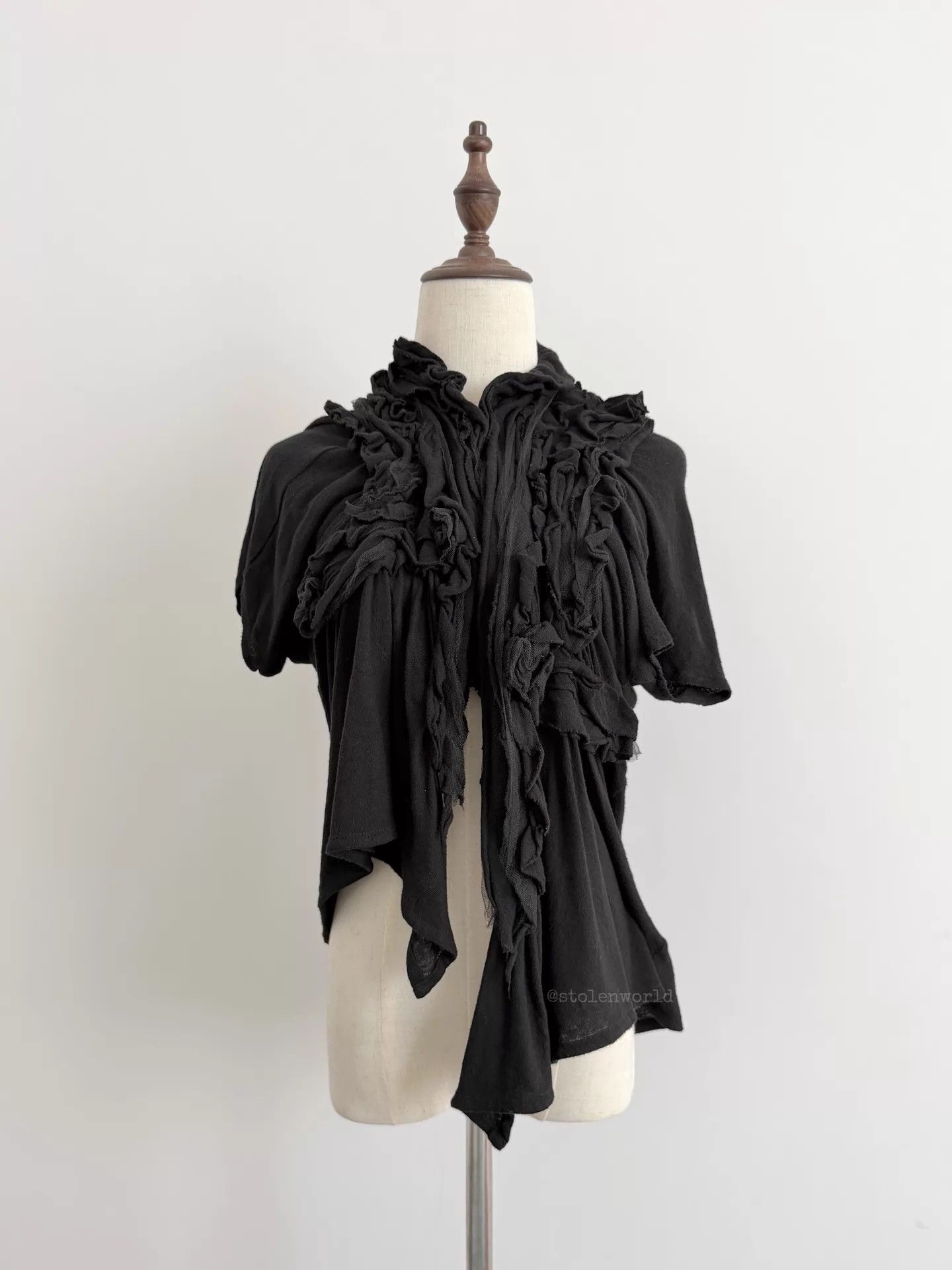 Comme des Garcons Comme des Garçons Irregular Pleats Asym Short-Sleeve Top Size ONE SIZE - 1 Thumbnail