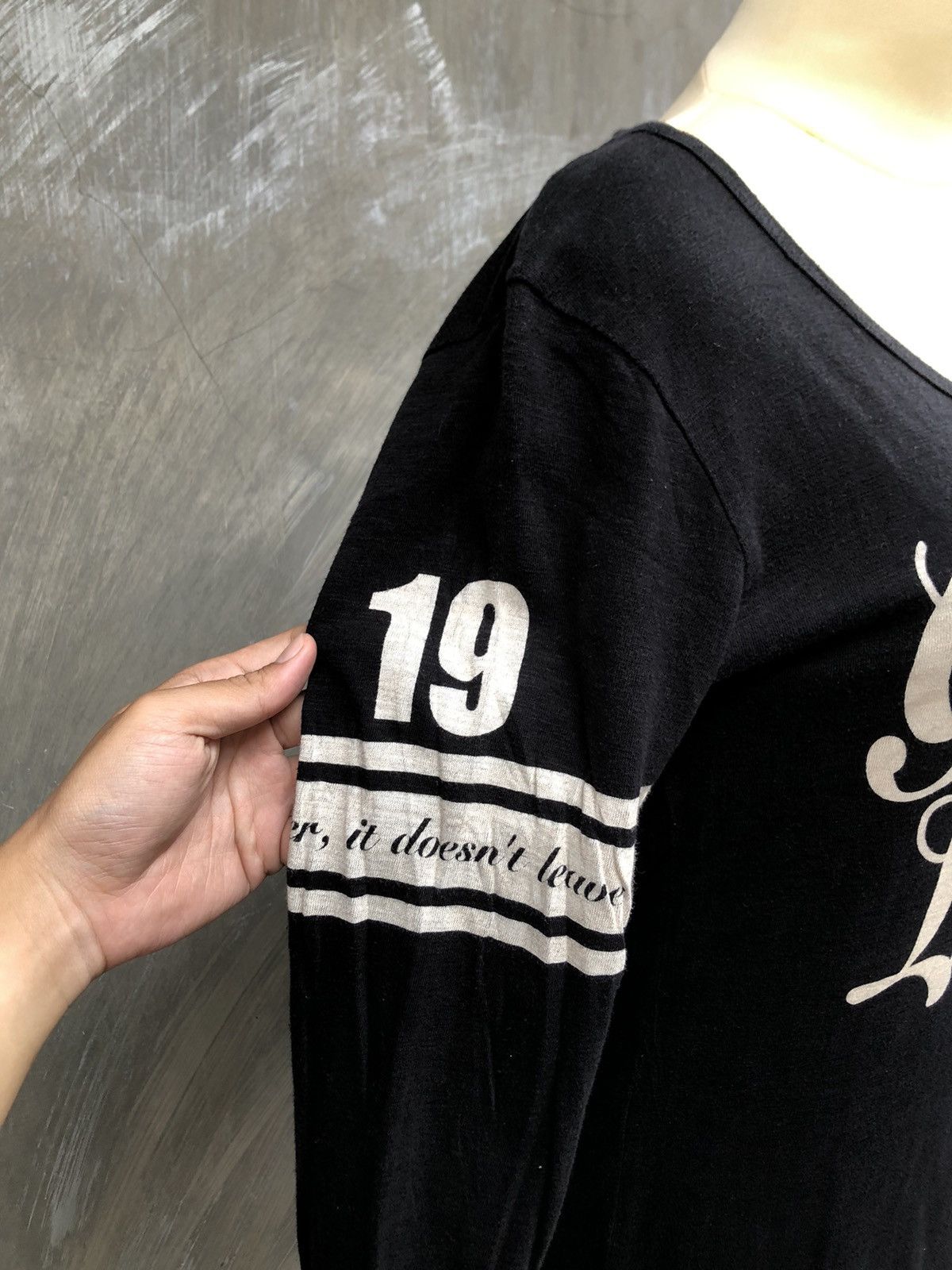 Japanese Brand × Le Grande Bleu (L.G.B.) Y2K💥 Under Wraps Guilty Lovers Longsleeve Size L / US 10 / IT 46 - 4 Thumbnail