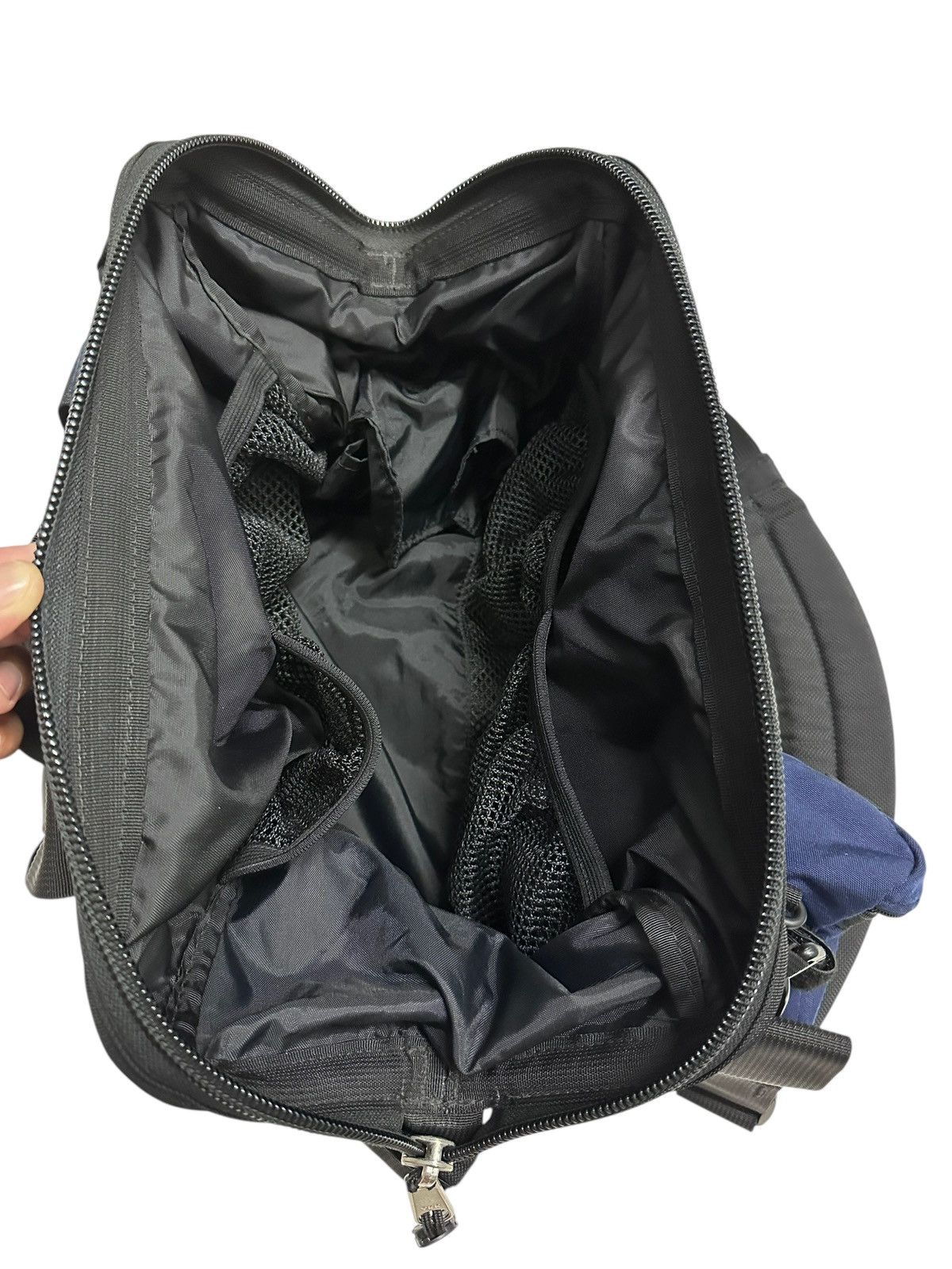 Hysteric Glamour 🇯🇵 Hysteric Glamour Utility Bag/Luggage Bag Size ONE SIZE - 10 Thumbnail