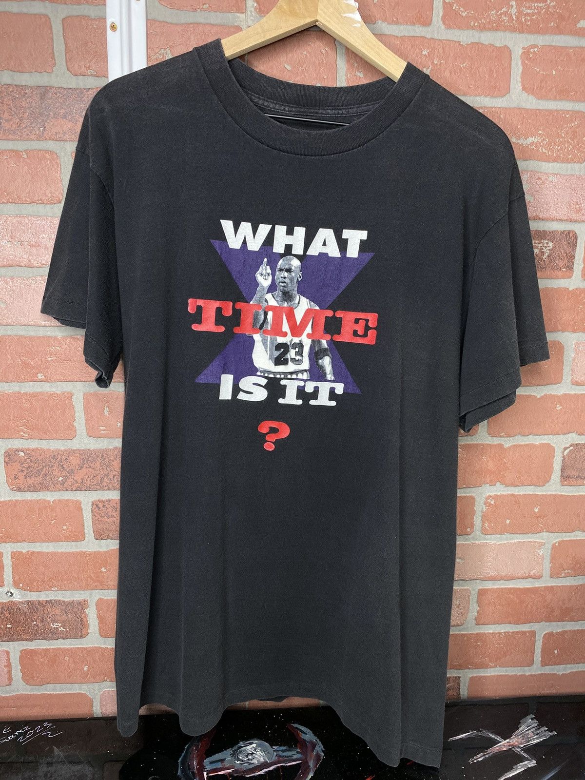 Vintage Vintage 90’s Michael Jordan Nike T-Shirt Size Medium Size US M / EU 48-50 / 2 - 1 Thumbnail