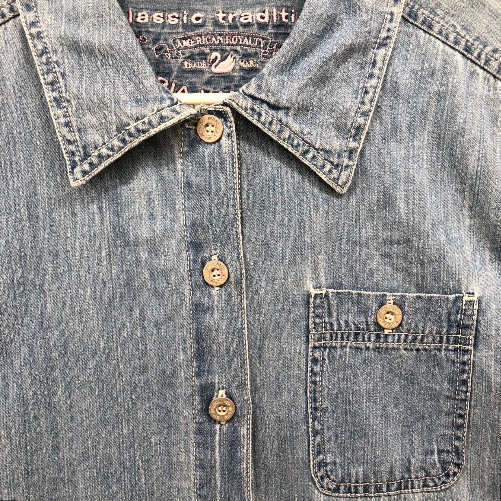 Gloria Vanderbilt VINTAGE Gloria Vanderbilt Chambray Denim Shirt Womens S Blue Short Sleeve Button-Up Tunic Bohemian Western Size S / US 4 / IT 40 - 6 Thumbnail