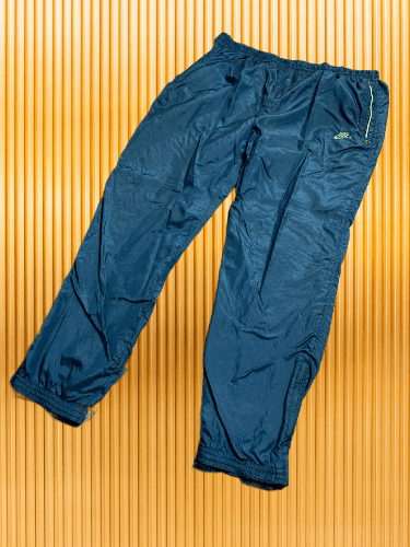 Nike Vintage Nike Small Logo Nylon Track Pants Size US 36 / EU 52 - 1 Thumbnail