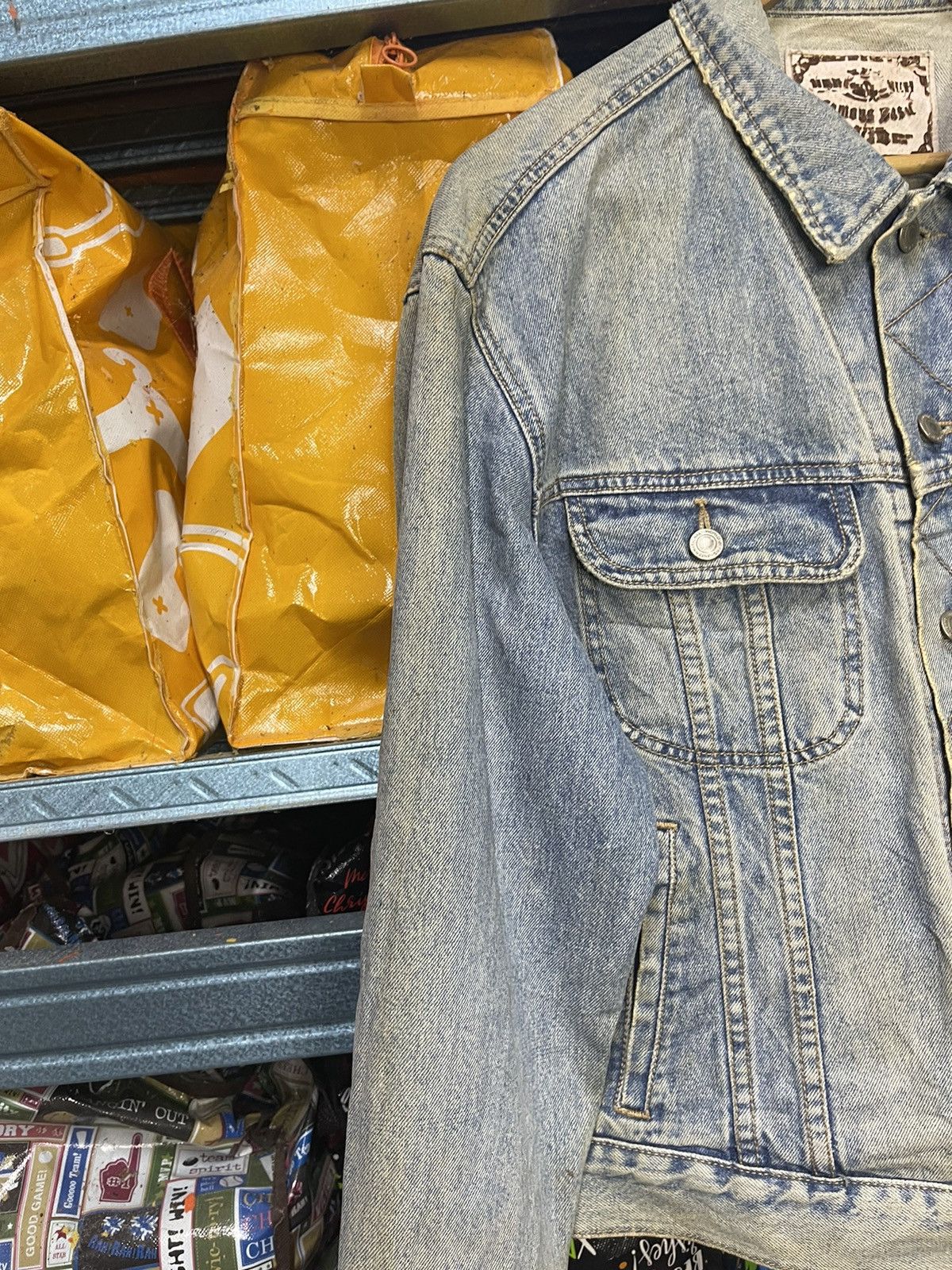 Vintage Vintage GL Heart Denim Jacket Orange Tab Distressed Look Size US S / EU 44-46 / 1 - 6 Thumbnail