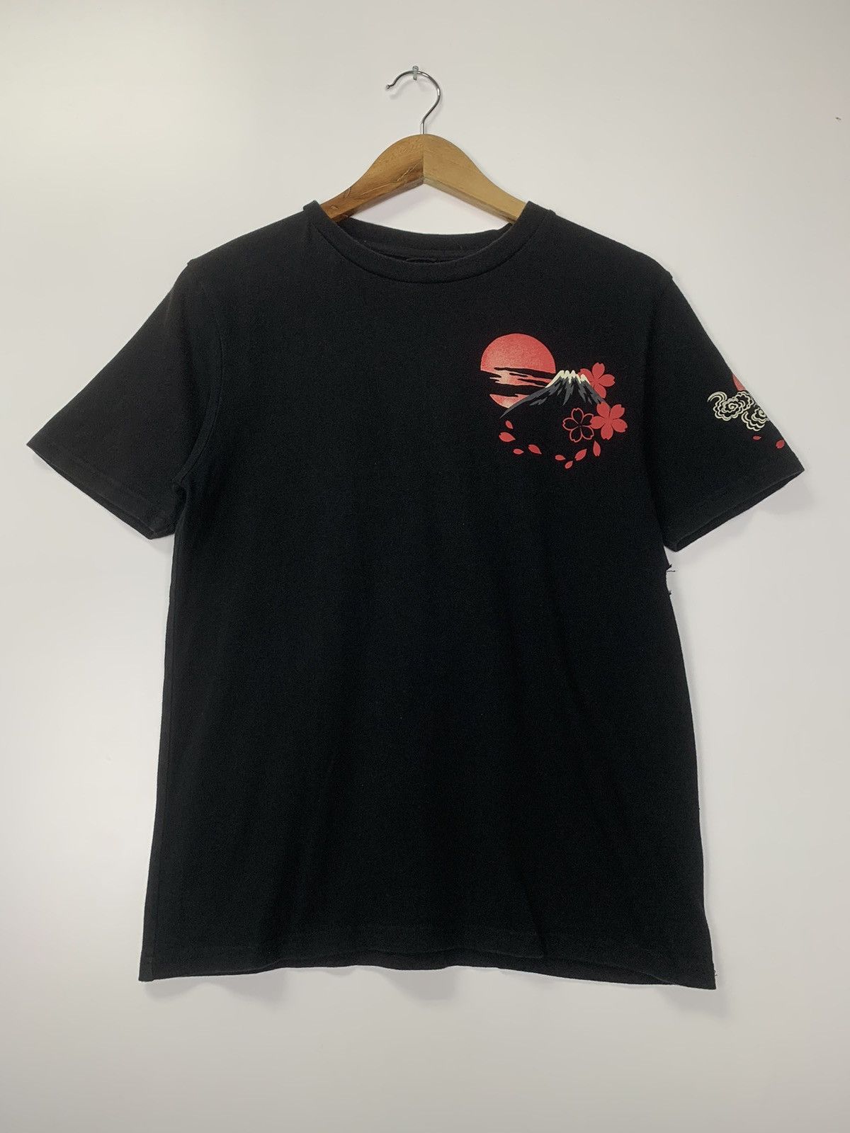 Vintage Vintage Japanesse Sukajan T-shirt Size US M / EU 48-50 / 2 - 2 Thumbnail
