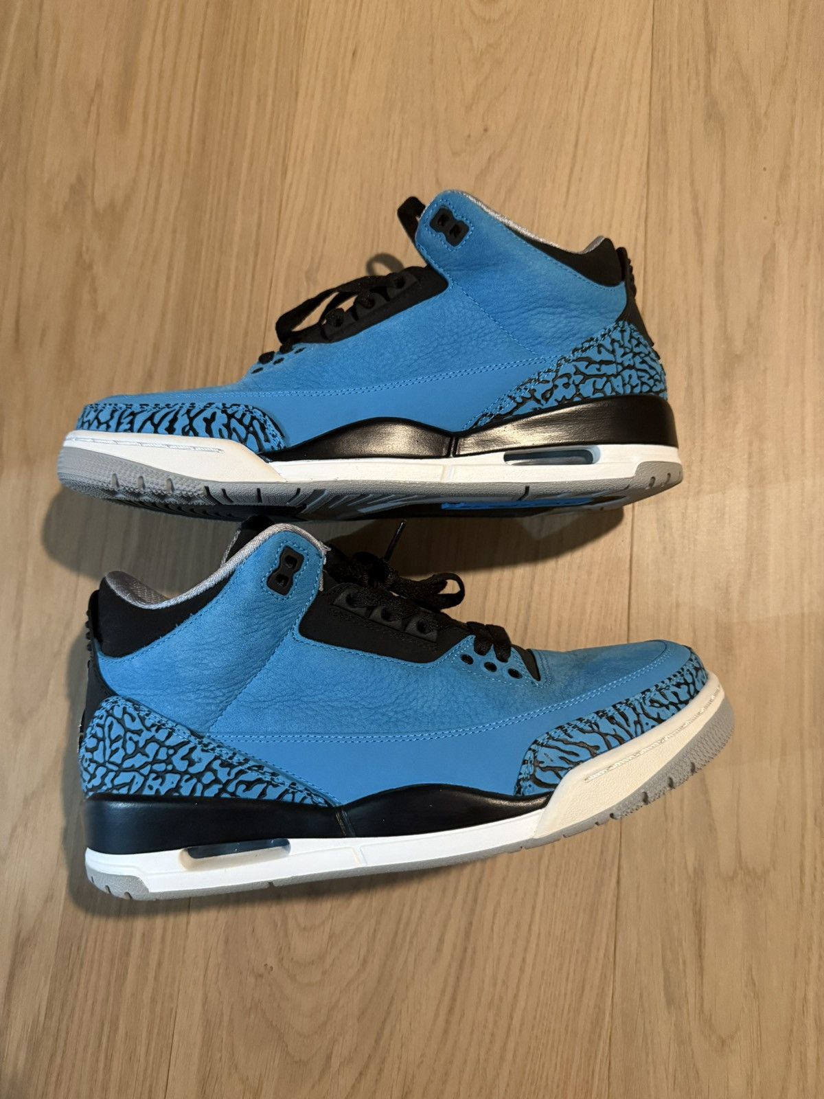 Jordan Brand Retro 3 Powder Blue Size US 8.5 / EU 41-42 - 1 Thumbnail