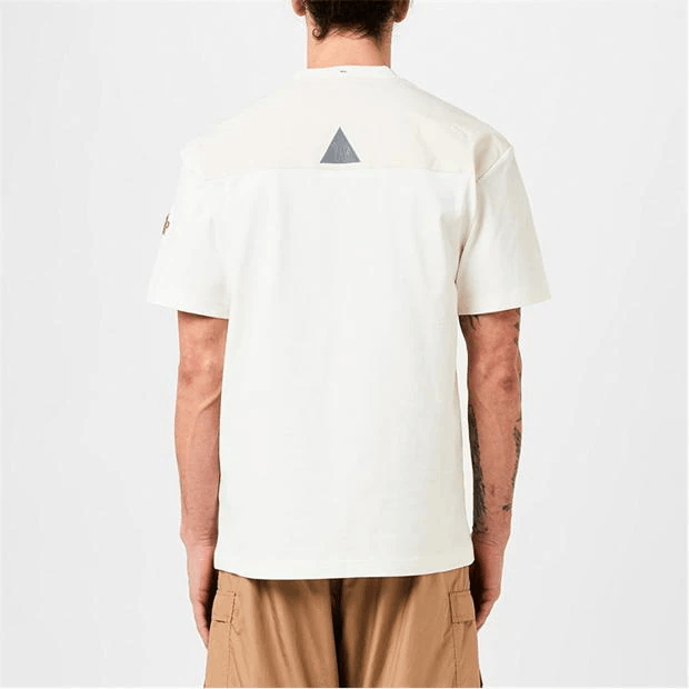 Moncler Grenoble Pocket T-Shirt Size US M / EU 48-50 / 2 - 3 Thumbnail