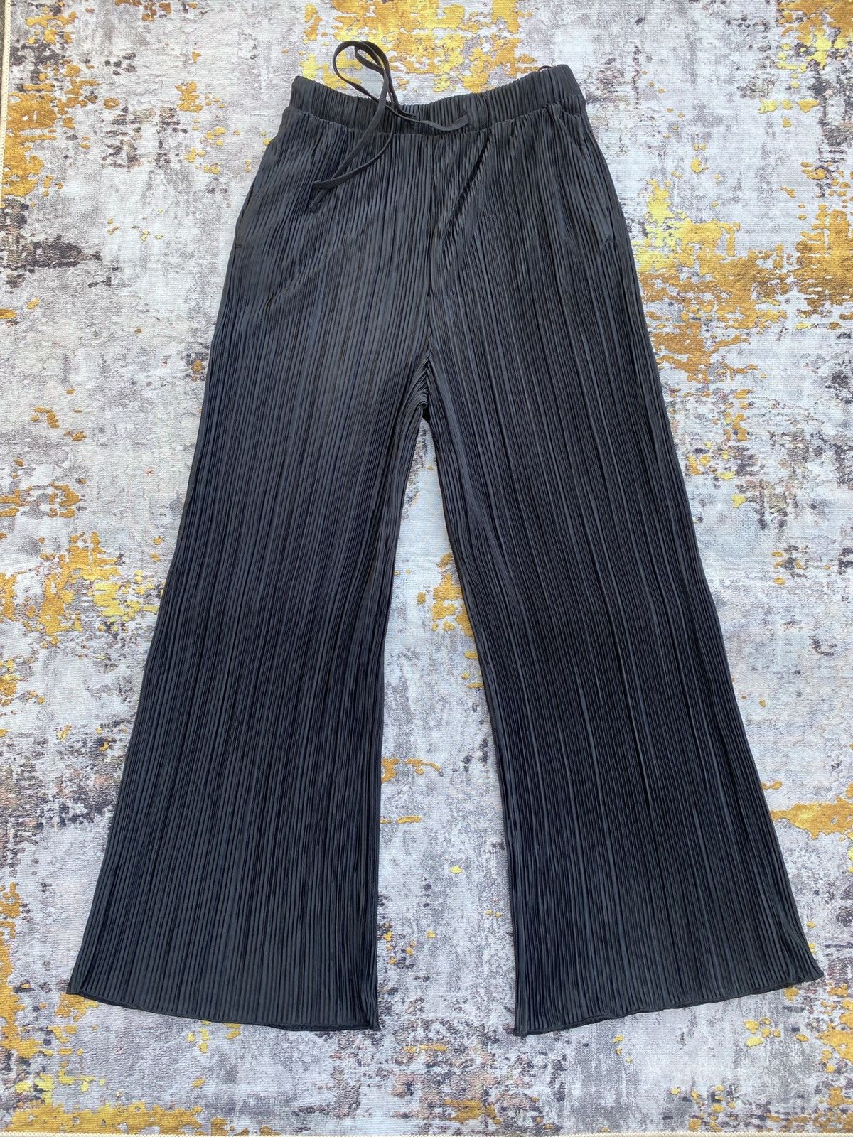 Uniqlo Gu Pleated Wide Pants Look Like Pleated Issey Miyake Style Size 25" / US 0 / IT 36 - 2 Thumbnail
