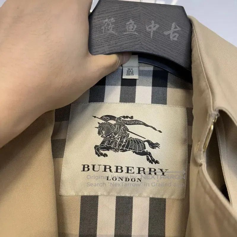 Burberry Burberry Khaki Cotton Trench Coat for Women. Size S / US 4 / IT 40 - 2 Thumbnail