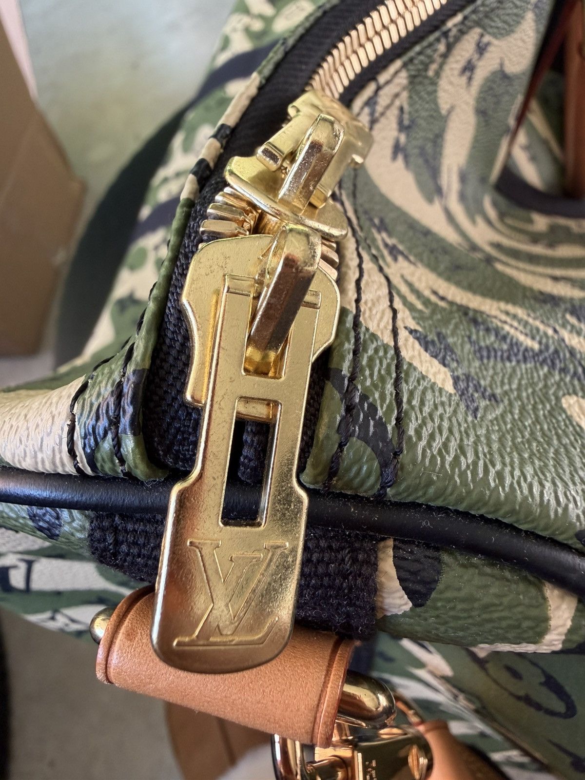 Louis Vuitton × Takashi Murakami Louis Vuitton Camo Murakami Keepall 55 Size ONE SIZE - 8 Thumbnail