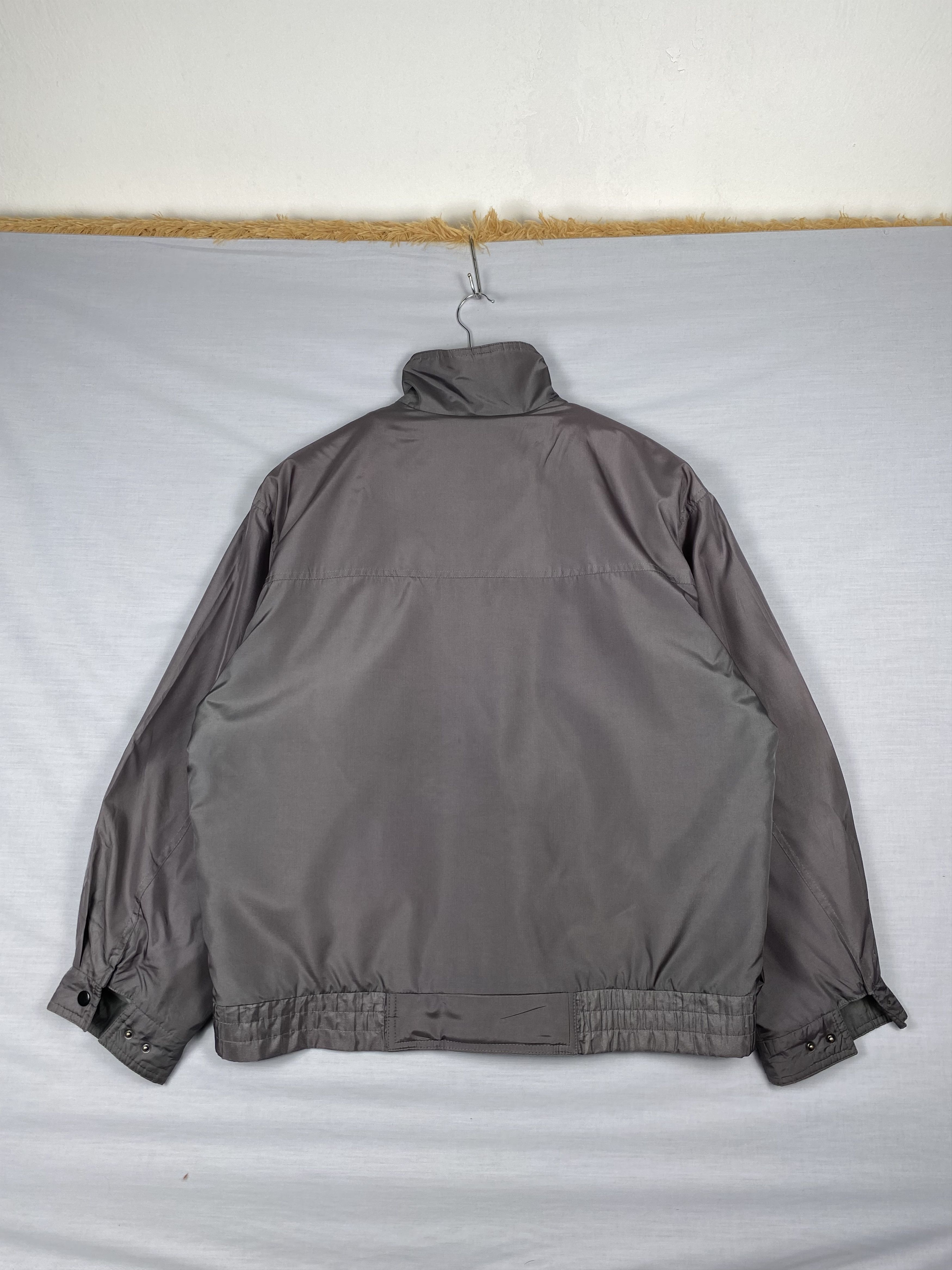 Japanese Brand Vintage Japanese Minimalist Nylon Light Jacket Size US L / EU 52-54 / 3 - 3 Thumbnail