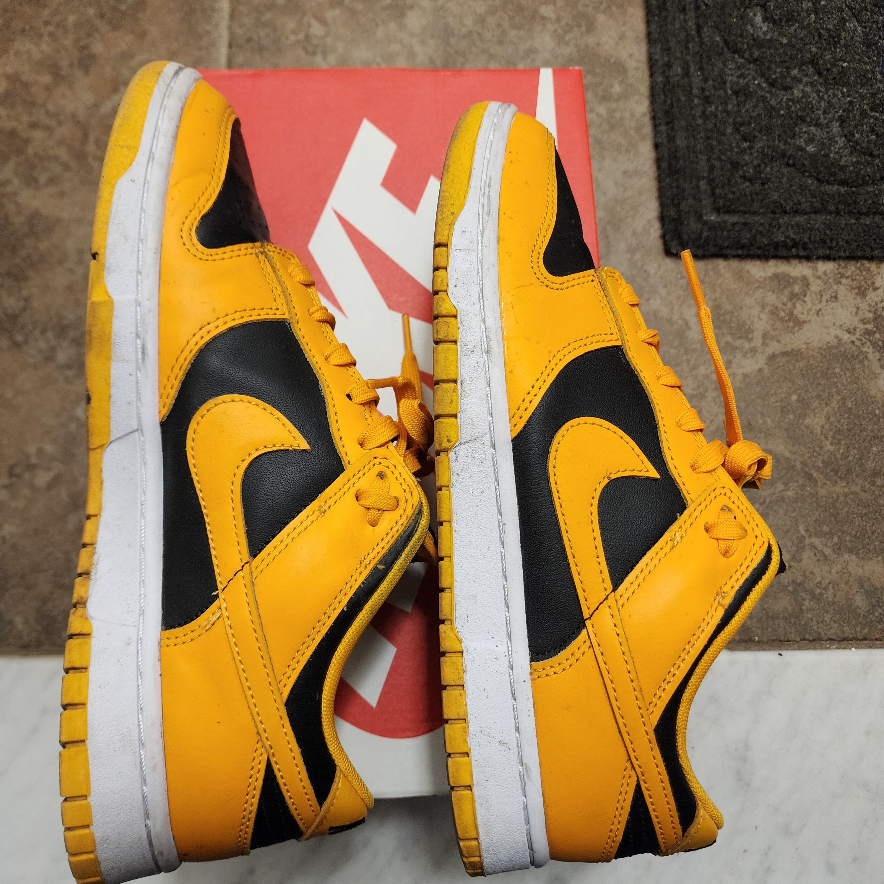 Nike Nike Dunk Low Goldenrod Size US 9 / EU 42 - 4 Thumbnail