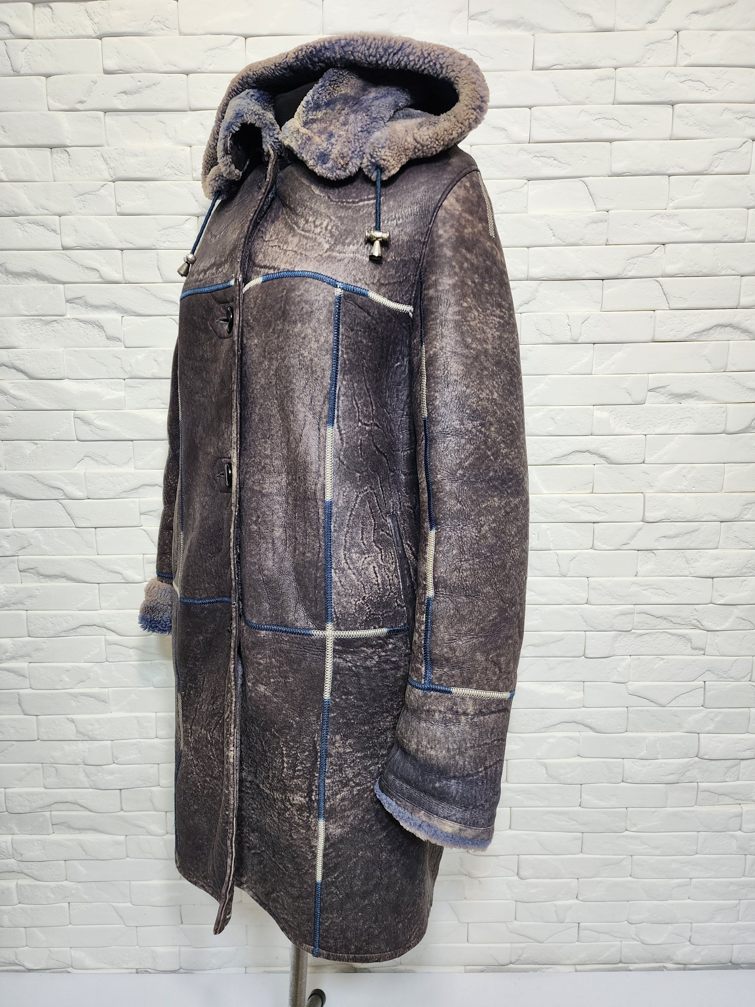 Furla Purple Sheepskin Coat: Women's Fur Winter Coat With Hood. Size XL / US 12-14 / IT 48-50 - 4 Thumbnail