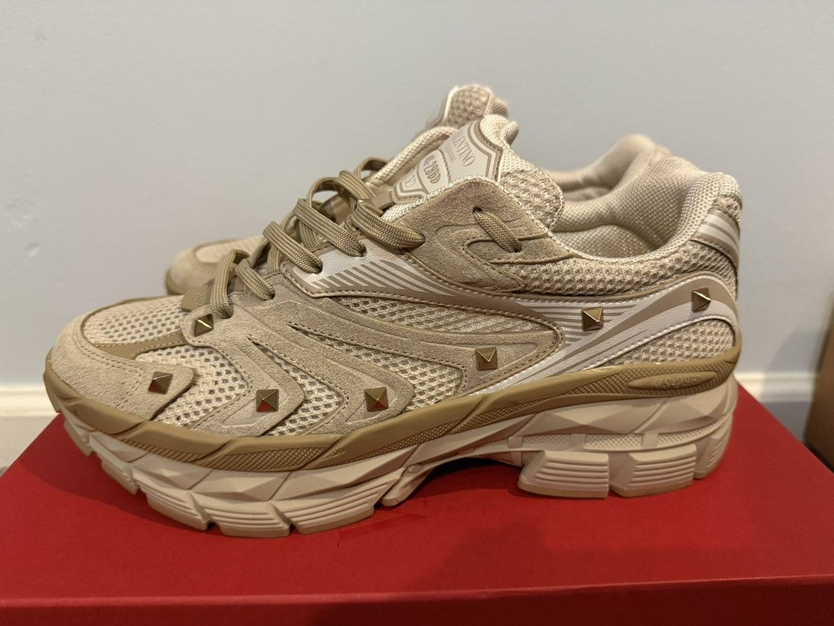 Valentino MS-2960 panelled sneakers Size US 10 / EU 43 - 2 Thumbnail