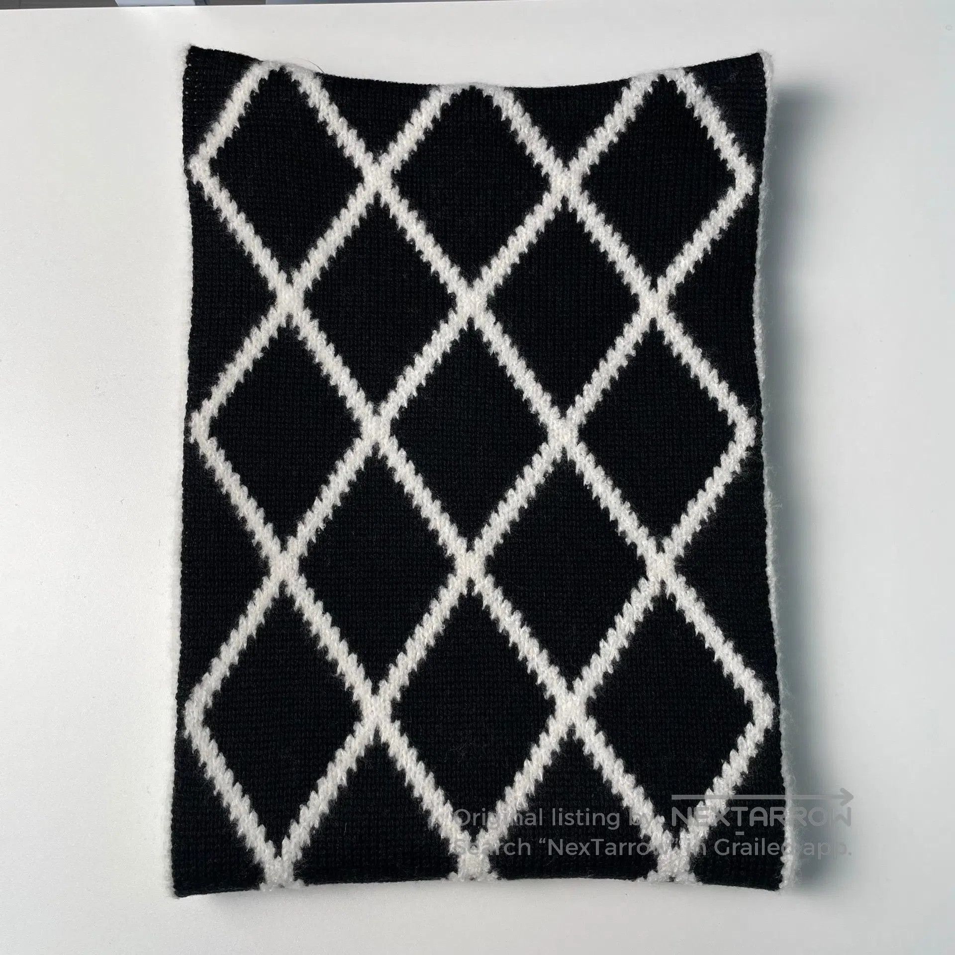 Chanel Chanel Double-sided Diamond Black and Pink Cashmere| Size ONE SIZE - 3 Thumbnail