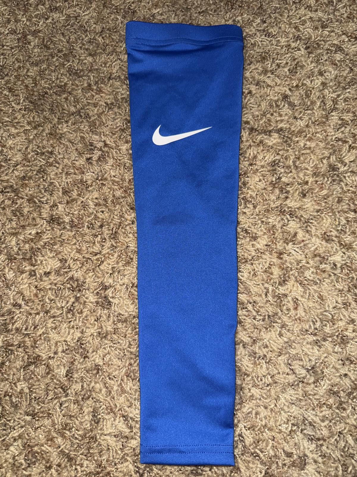 Nike Nike Dri-FIT Vapor Grip Football Elbow Sleeve Sample Size ONE SIZE - 1 Thumbnail