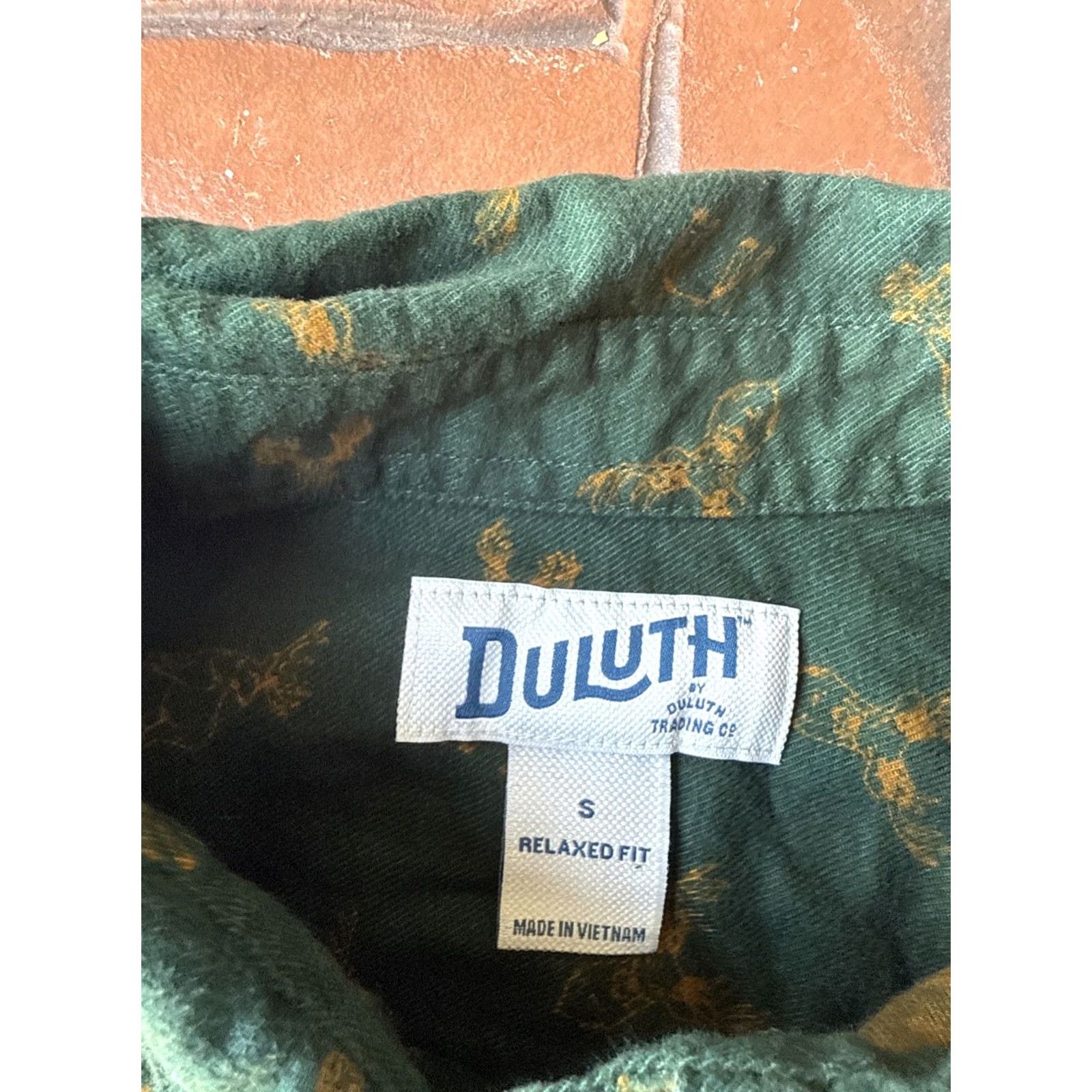 Vintage Duluth Free Swingin Deer Flannel Shirt Small Relaxed Fit Button-Up Shirt Men’s Green Cotton Flannel Deer Theme Outdoors 90s? Size US S / EU 44-46 / 1 - 2 Thumbnail
